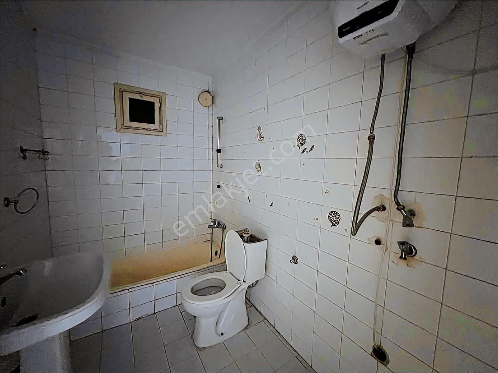 Çengelköy Ata 2 Sitesinde Önü Açık Ferah 2+1 Daire - Görsel 8