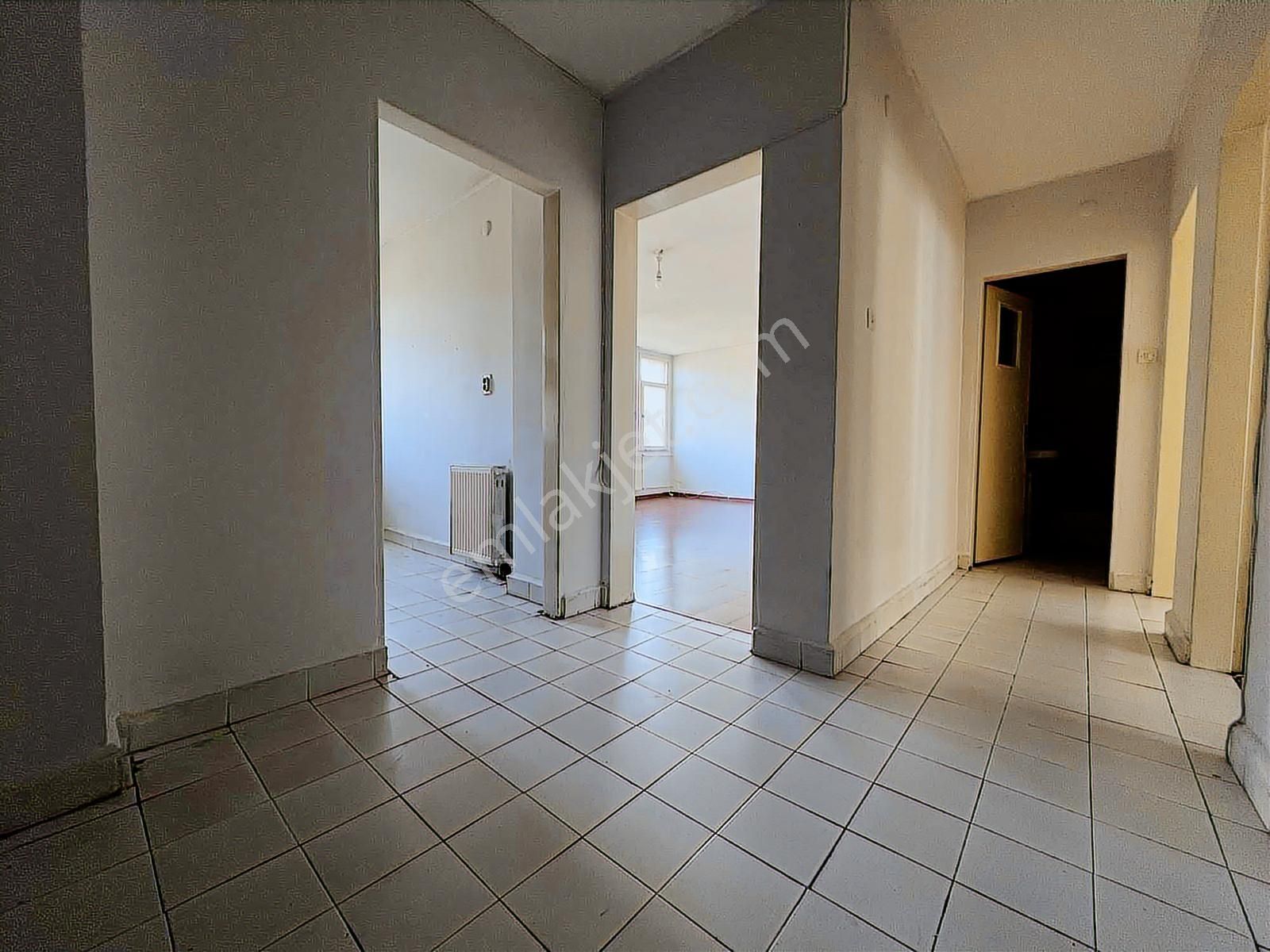 Çengelköy Ata 2 Sitesinde Önü Açık Ferah 2+1 Daire - Görsel 5