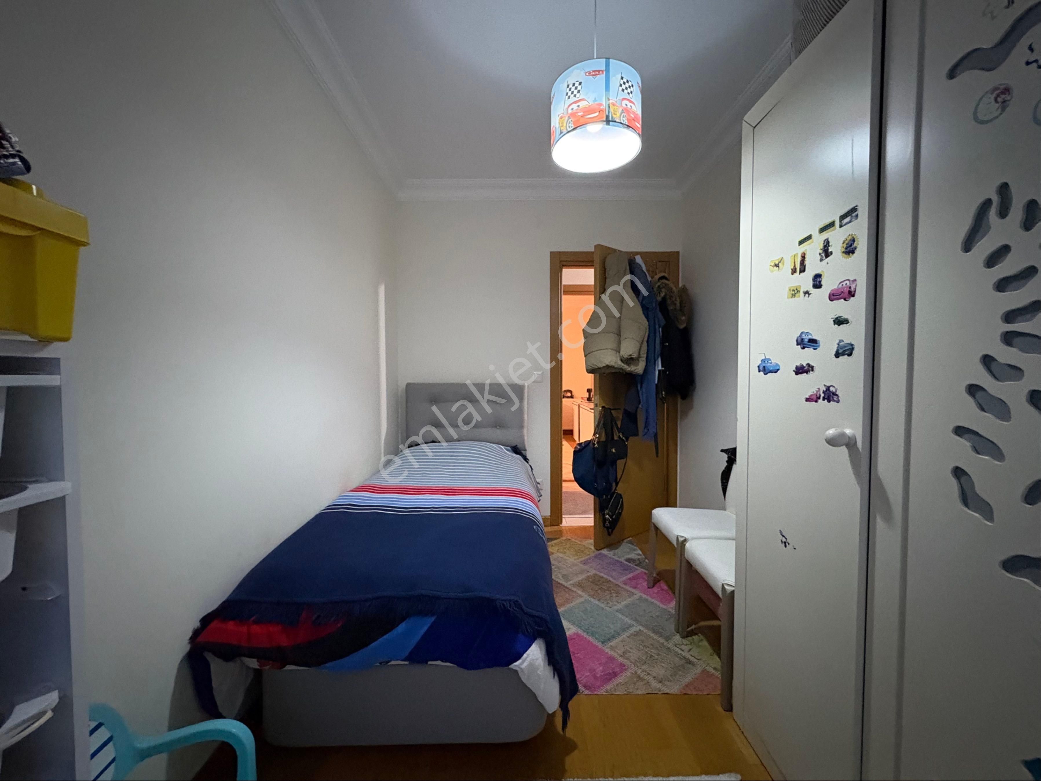 Oben'den Marmaray Sahile Yakın Minibüs Cad. 1. Bina 3+1 85m² Net - Görsel 17