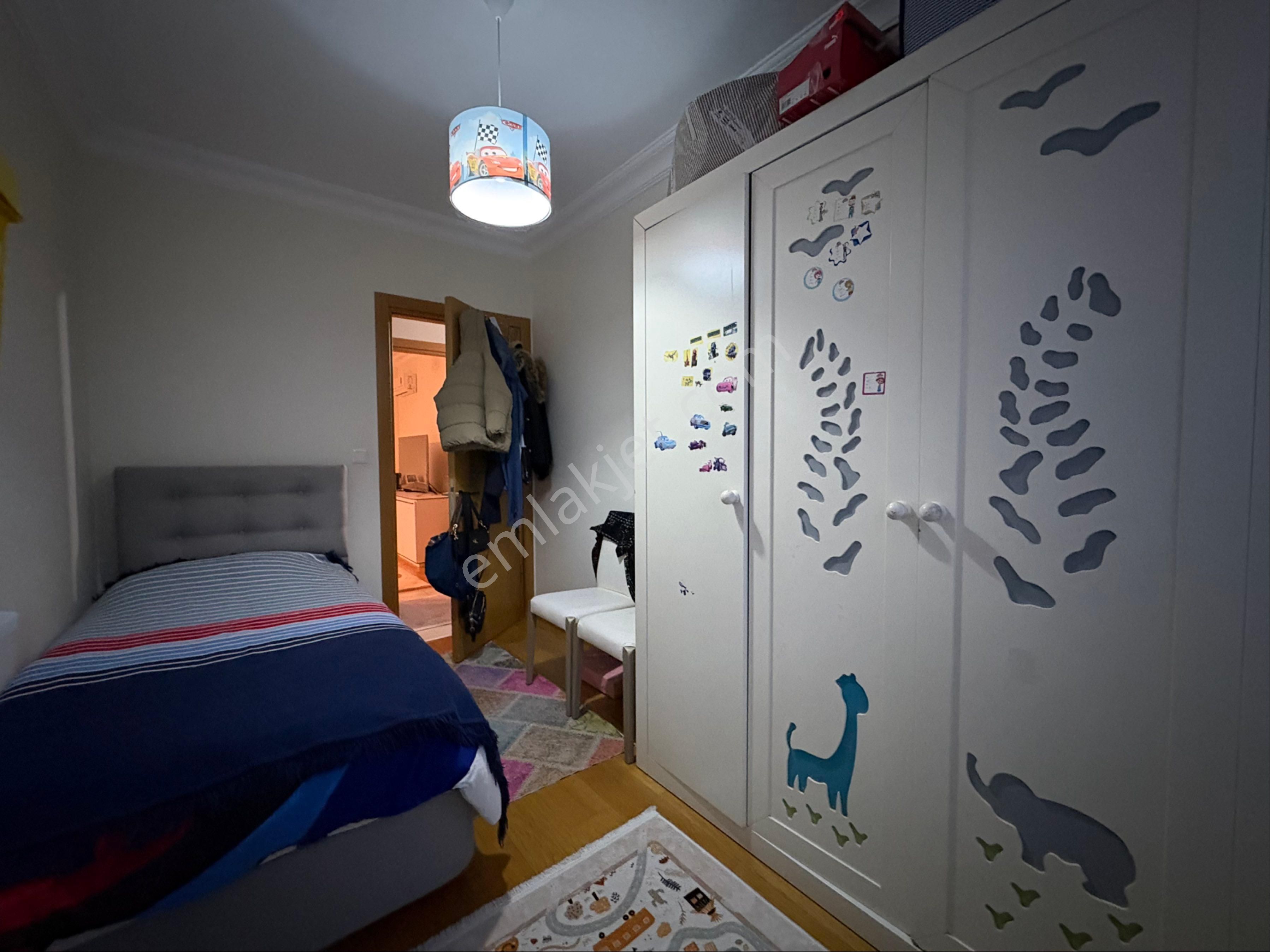 Oben'den Marmaray Sahile Yakın Minibüs Cad. 1. Bina 3+1 85m² Net - Görsel 16