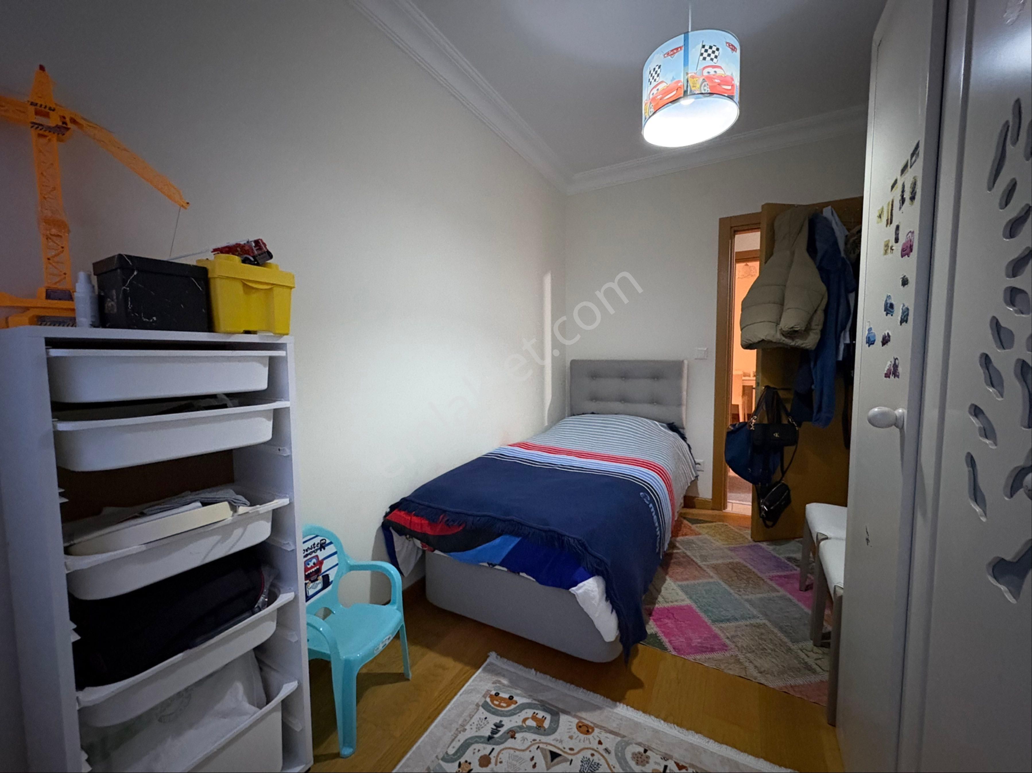 Oben'den Marmaray Sahile Yakın Minibüs Cad. 1. Bina 3+1 85m² Net - Görsel 15