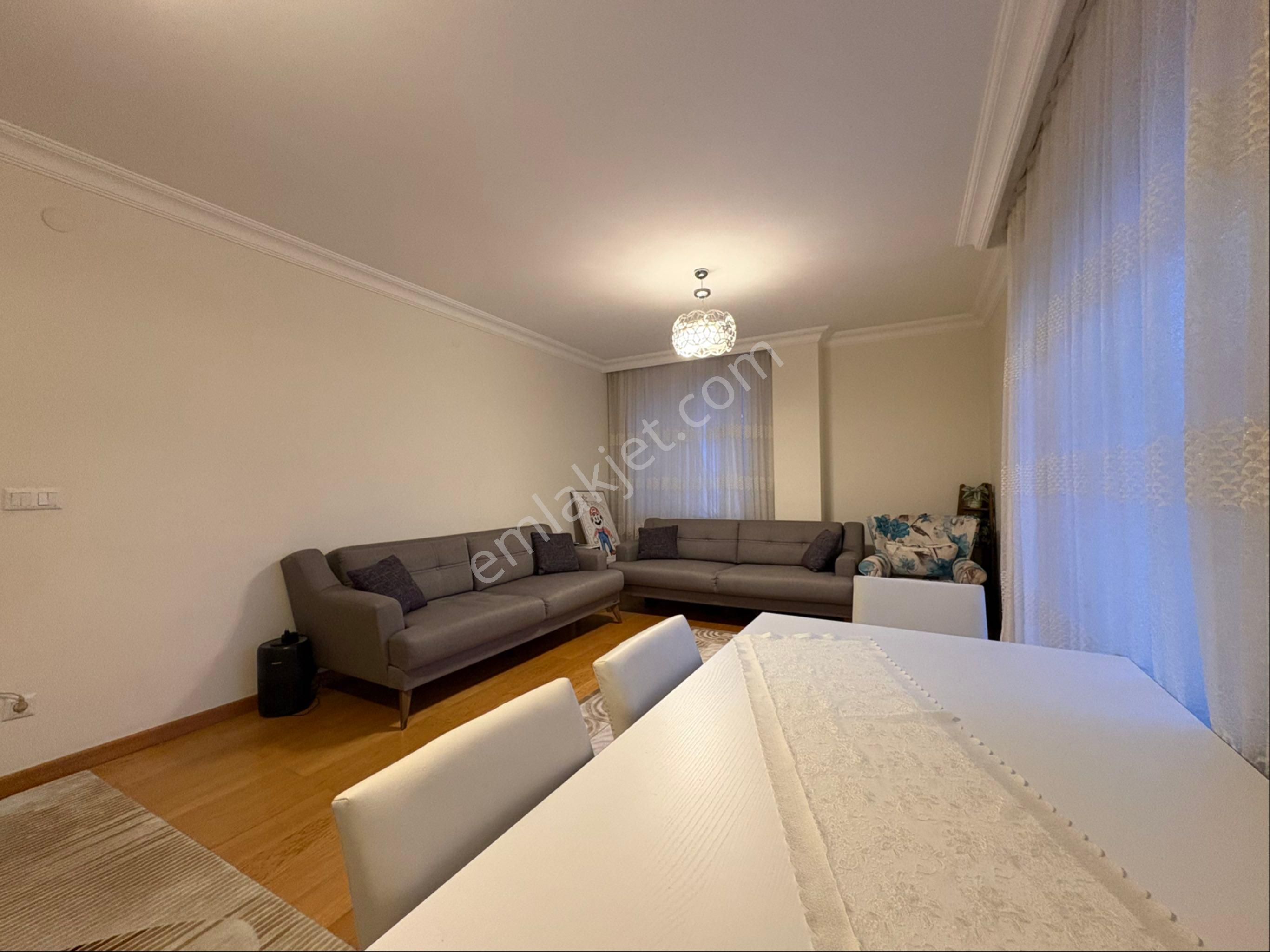 Oben'den Marmaray Sahile Yakın Minibüs Cad. 1. Bina 3+1 85m² Net - Görsel 3