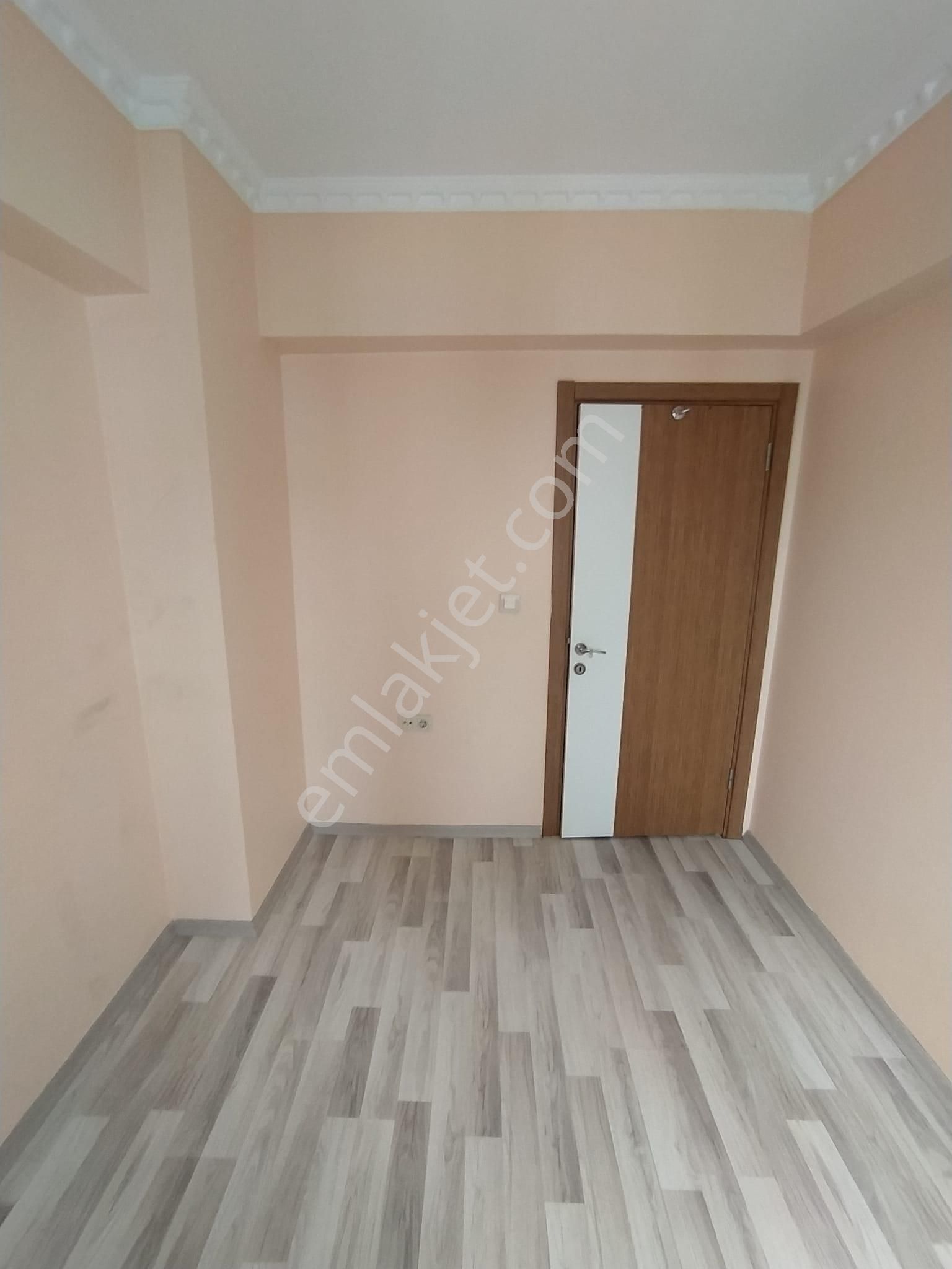 Mertcan Dan Yakacık Meydana Yürüme Site İçi 3+1 Ebeveyn Banyolu - Görsel 8