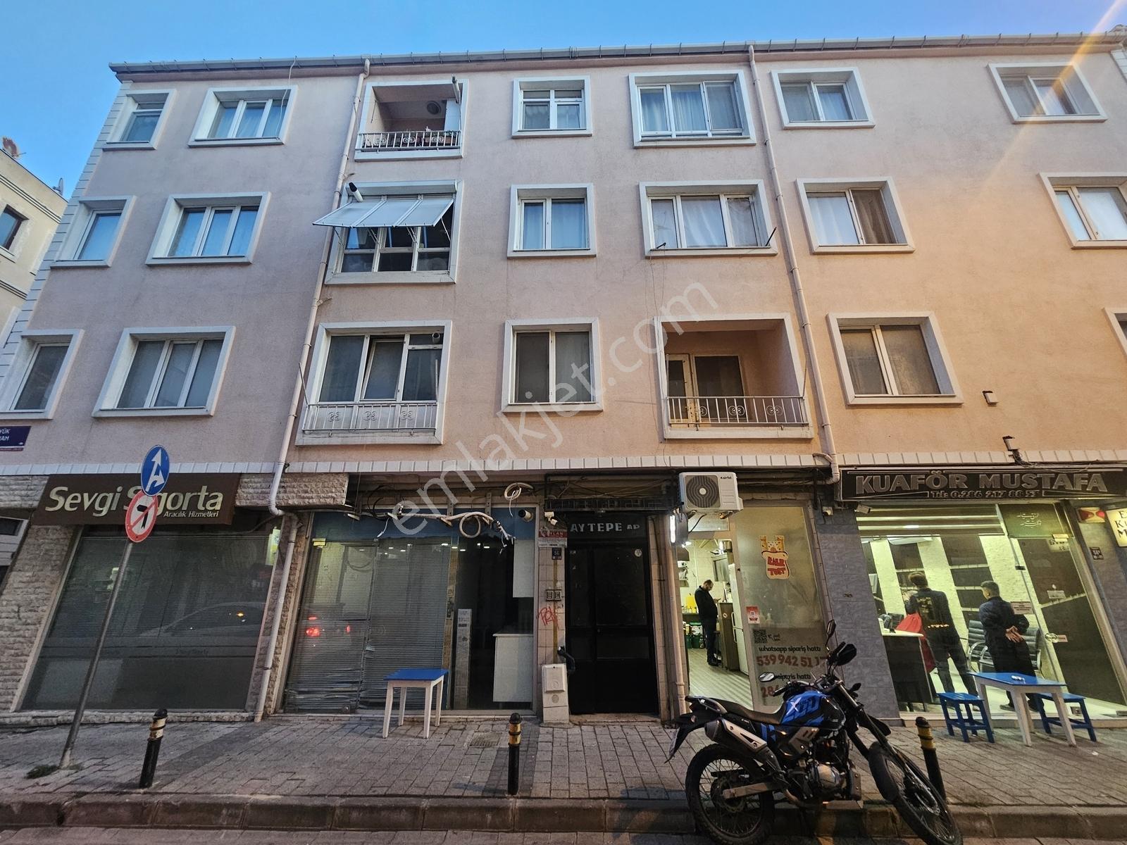 Mükemmel Lokasyonda Uygun Fiyat Kapalı Mutfak 2+1 Satılık Daire - Görsel 4