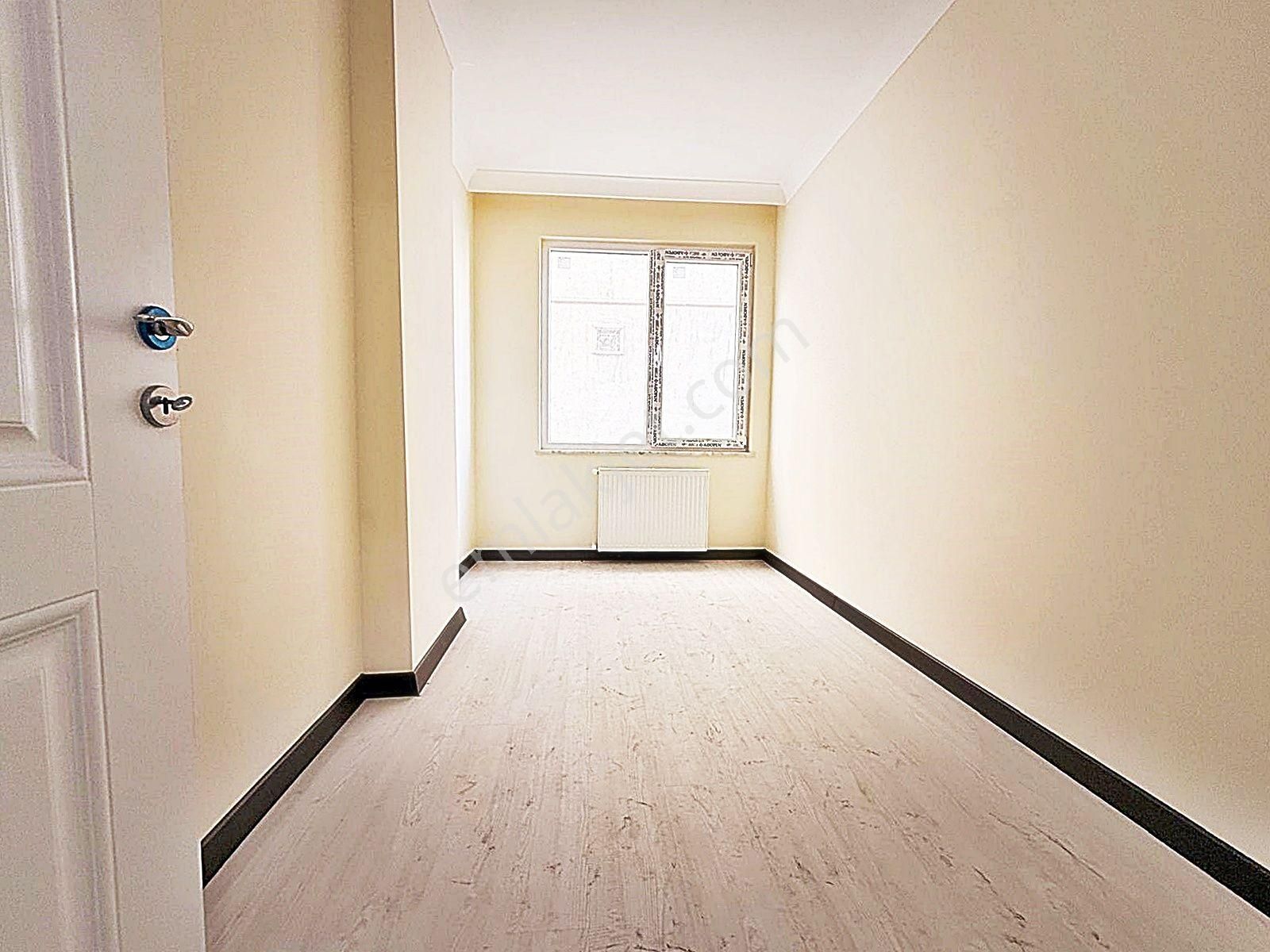 Beylikdüzü Yakuplu Mahallesinde Her Odası Güneş Alan Geniş Metrekare 3+1 Daire - Görsel 22