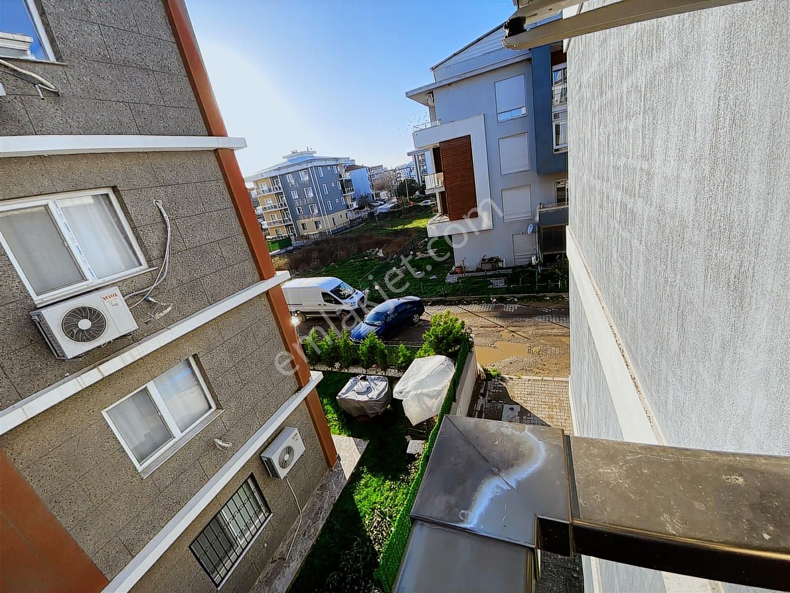 Üniversite Yakını Ful Eşyalı Satılık Daire - Görsel 23