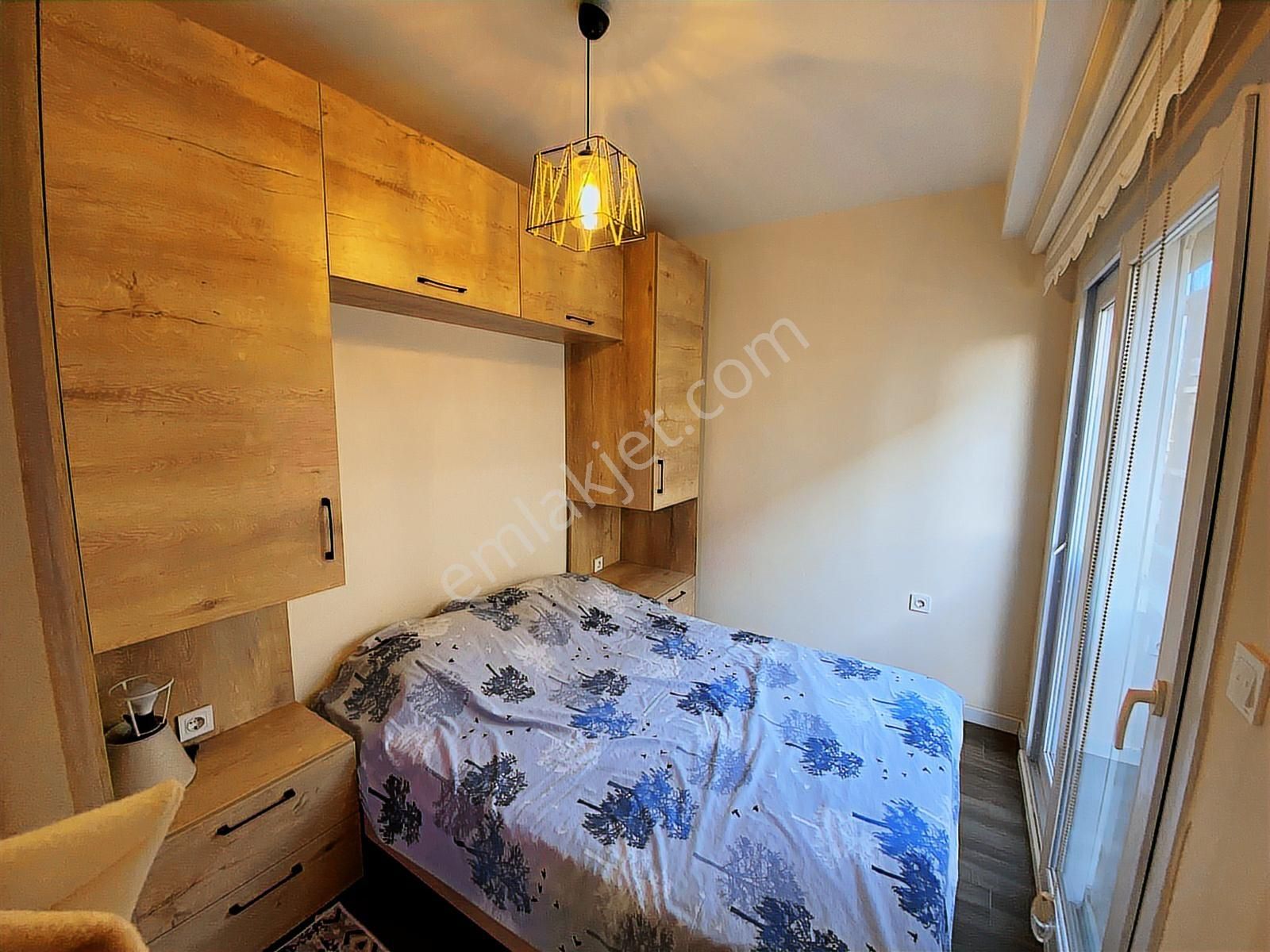 Üniversite Yakını Ful Eşyalı Satılık Daire - Görsel 19