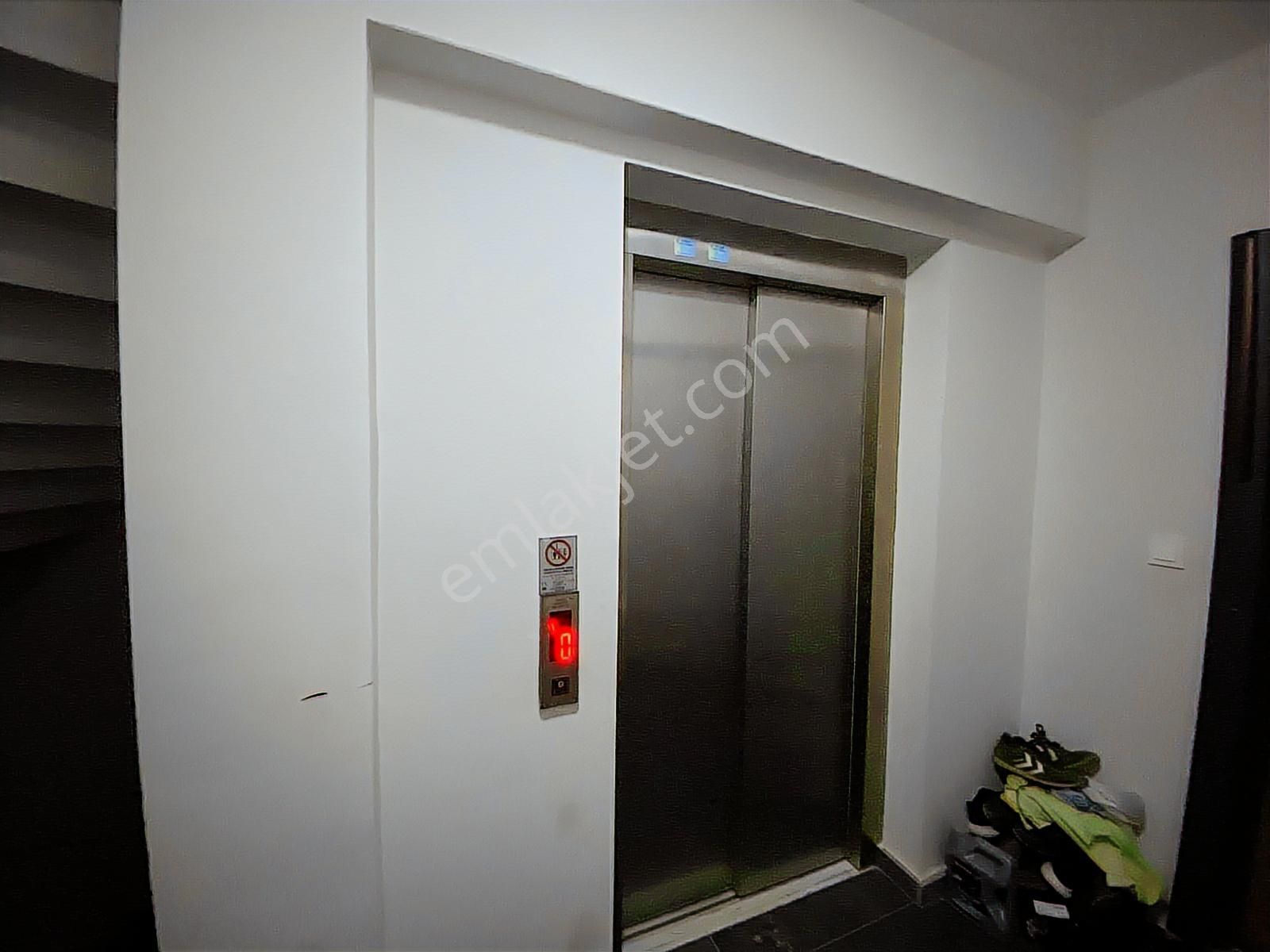 Üniversite Yakını Ful Eşyalı Satılık Daire - Görsel 9