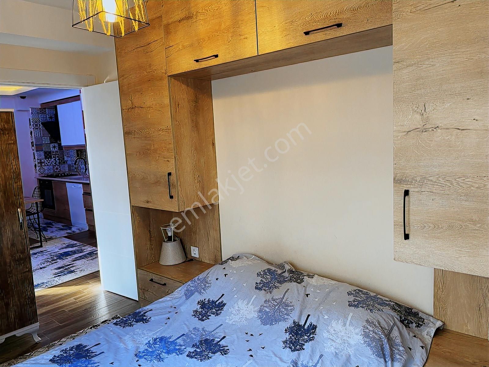 Üniversite Yakını Ful Eşyalı Satılık Daire - Görsel 20