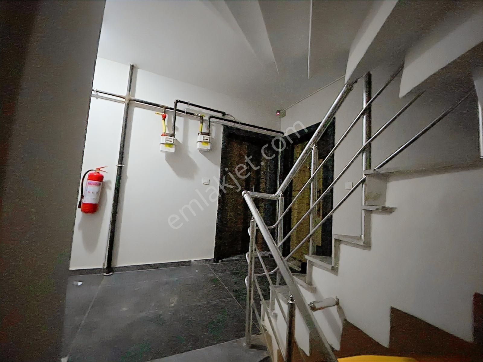 Üniversite Yakını Ful Eşyalı Satılık Daire - Görsel 6