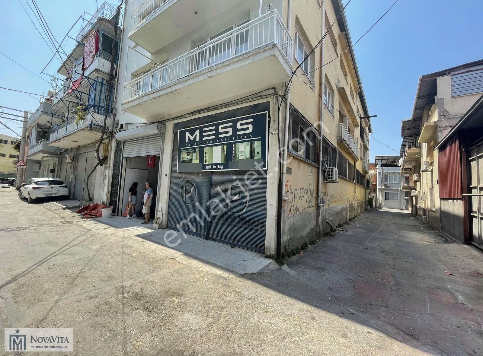 İzmir Bornova Tuna Mahallesi 320 M2 Kiralık Dükkan