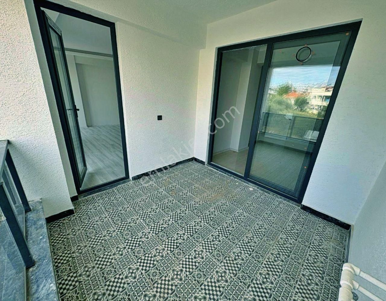 Uytundan Satılık 4+1 Dubleks Geniş Teras Kapalı Otopark - Görsel 5
