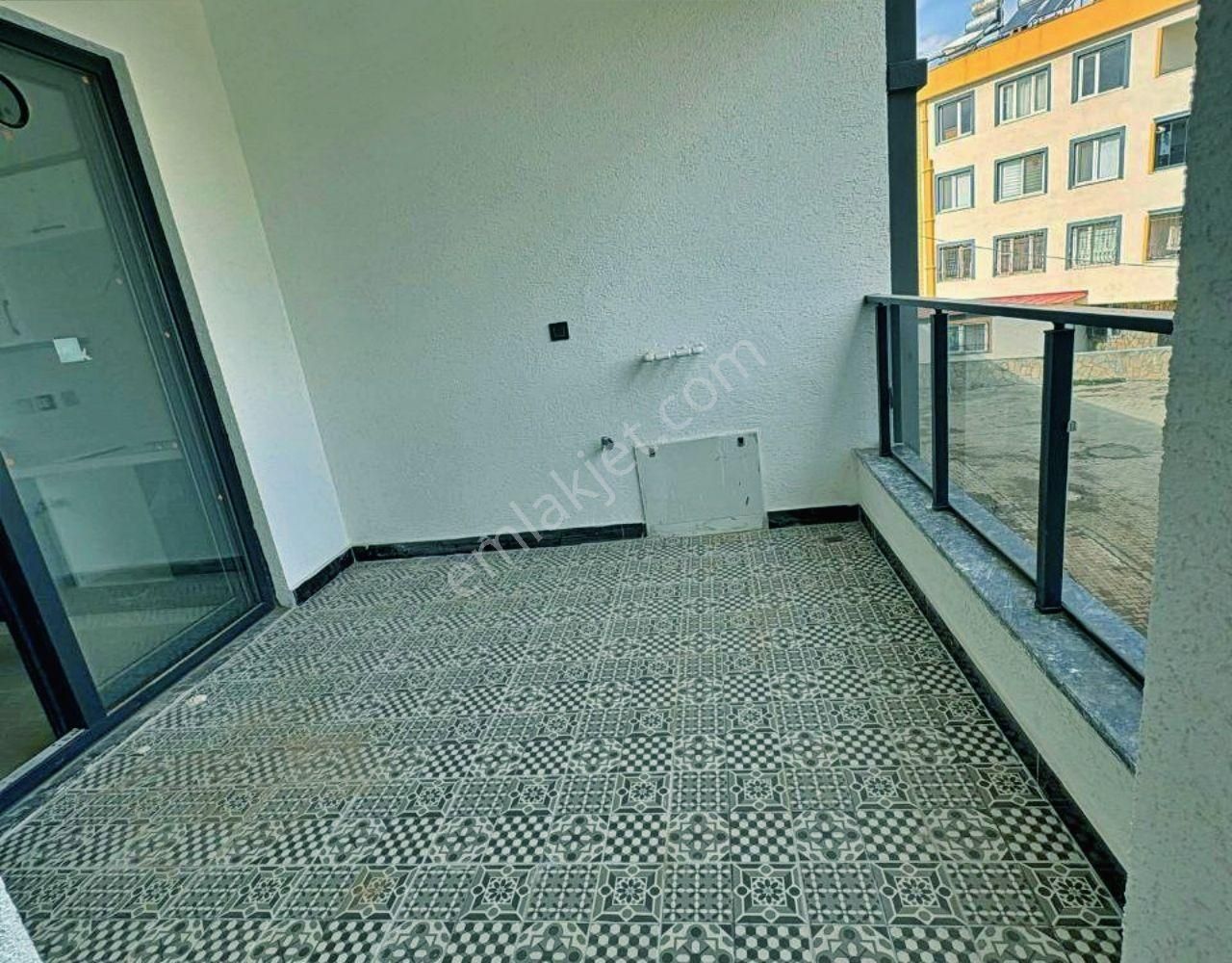 Uytundan Satılık 4+1 Dubleks Geniş Teras Kapalı Otopark - Görsel 23