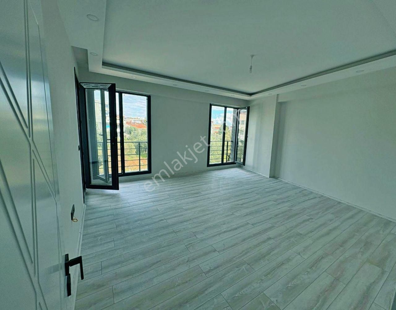 Uytundan Satılık 4+1 Dubleks Geniş Teras Kapalı Otopark - Görsel 24