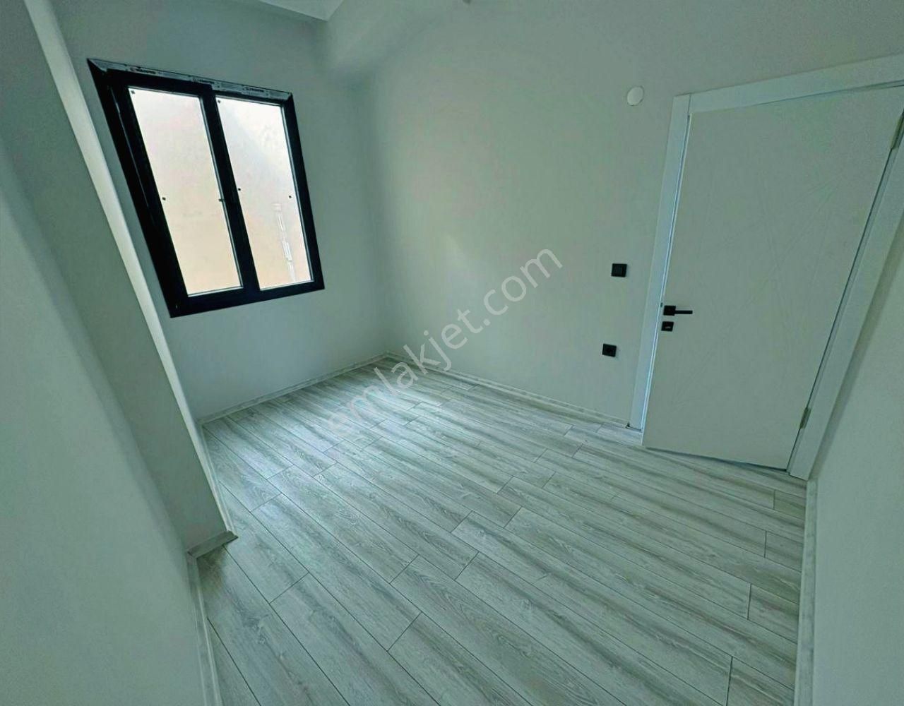 Uytundan Satılık 4+1 Dubleks Geniş Teras Kapalı Otopark - Görsel 13