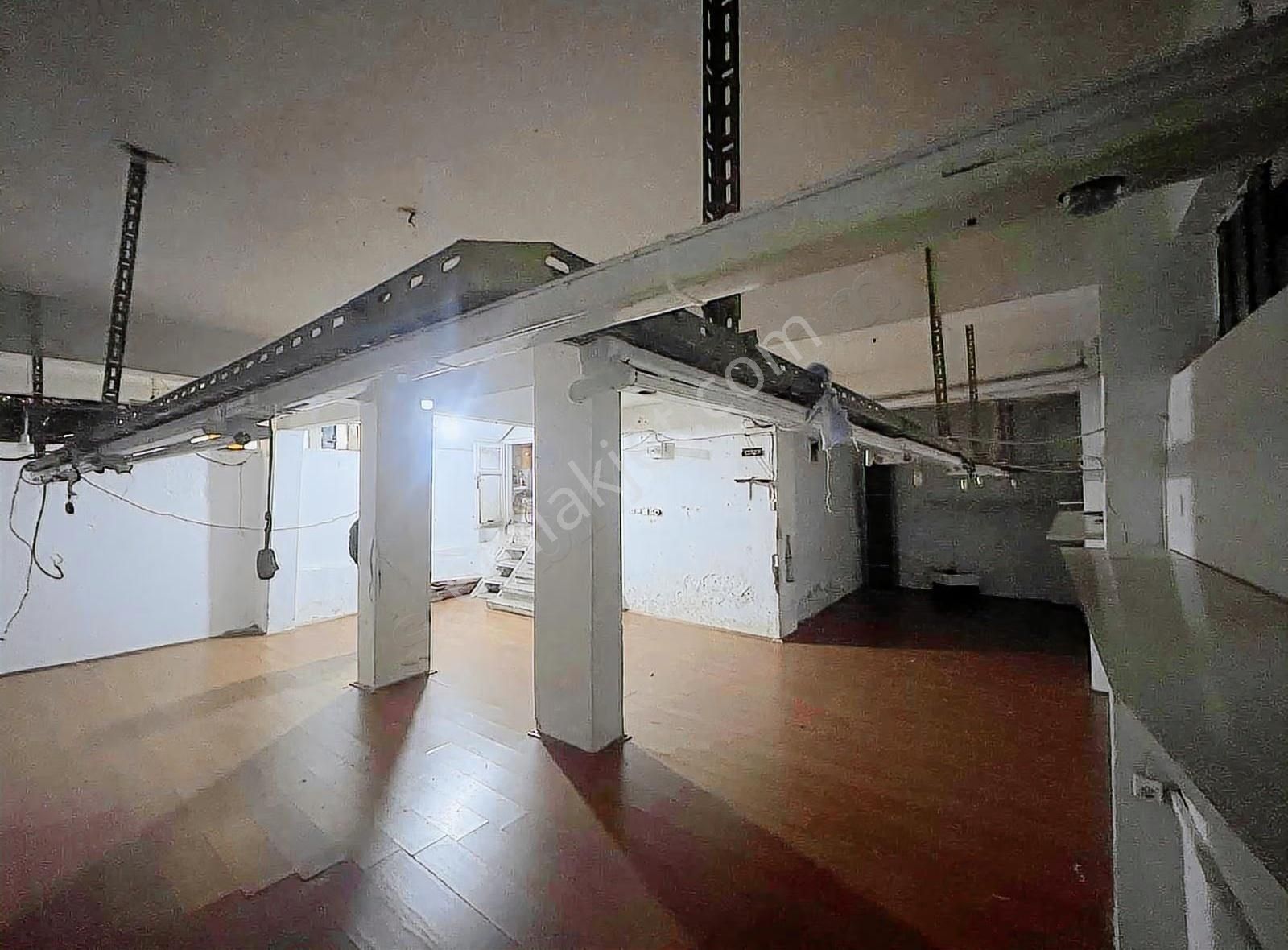 Bayrampaşa Altıntepsi Mh/ 95 M² Çok Amaçlı Atölye/iş Yeri 16.000 - Görsel 6