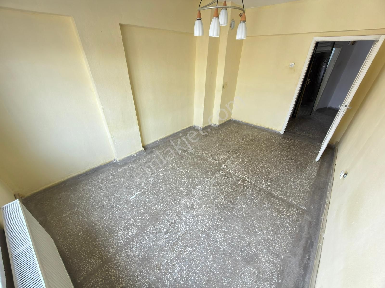 Kariyerden Arakat Yapısız 3+1 Daire 2 Kat Yüksek Kedili - Görsel 15