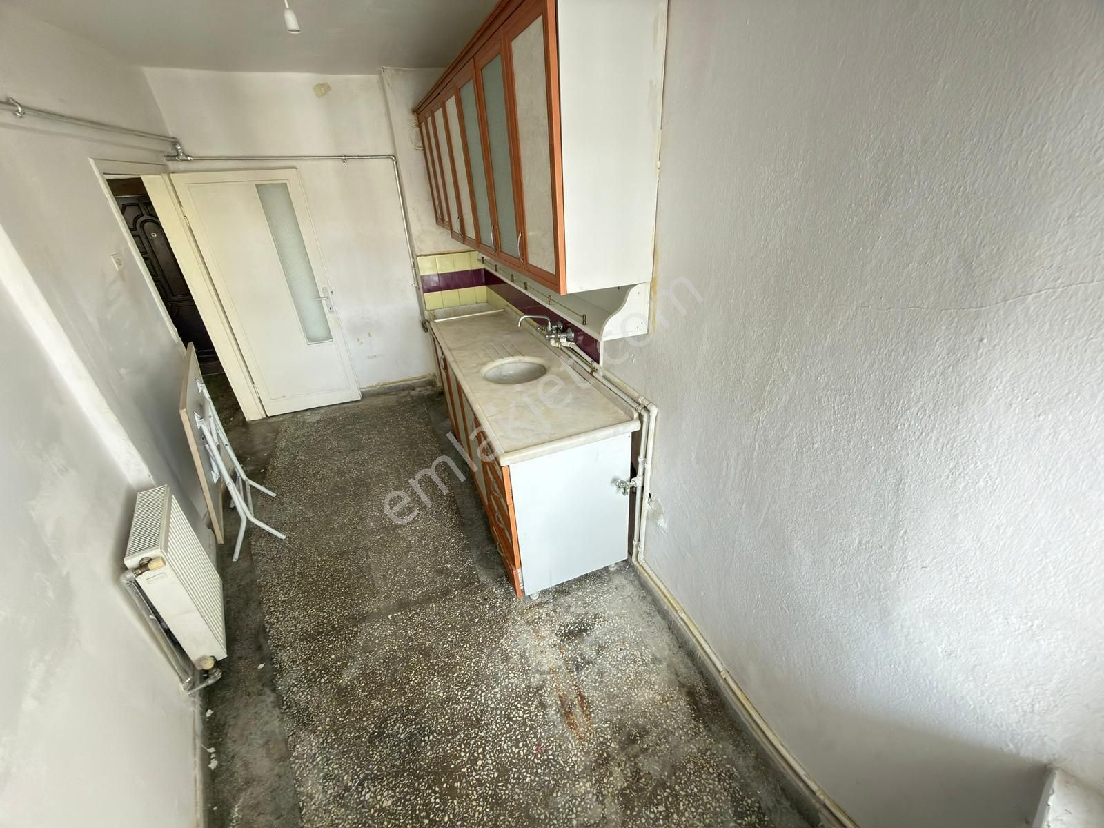 Kariyerden Arakat Yapısız 3+1 Daire 2 Kat Yüksek Kedili - Görsel 21