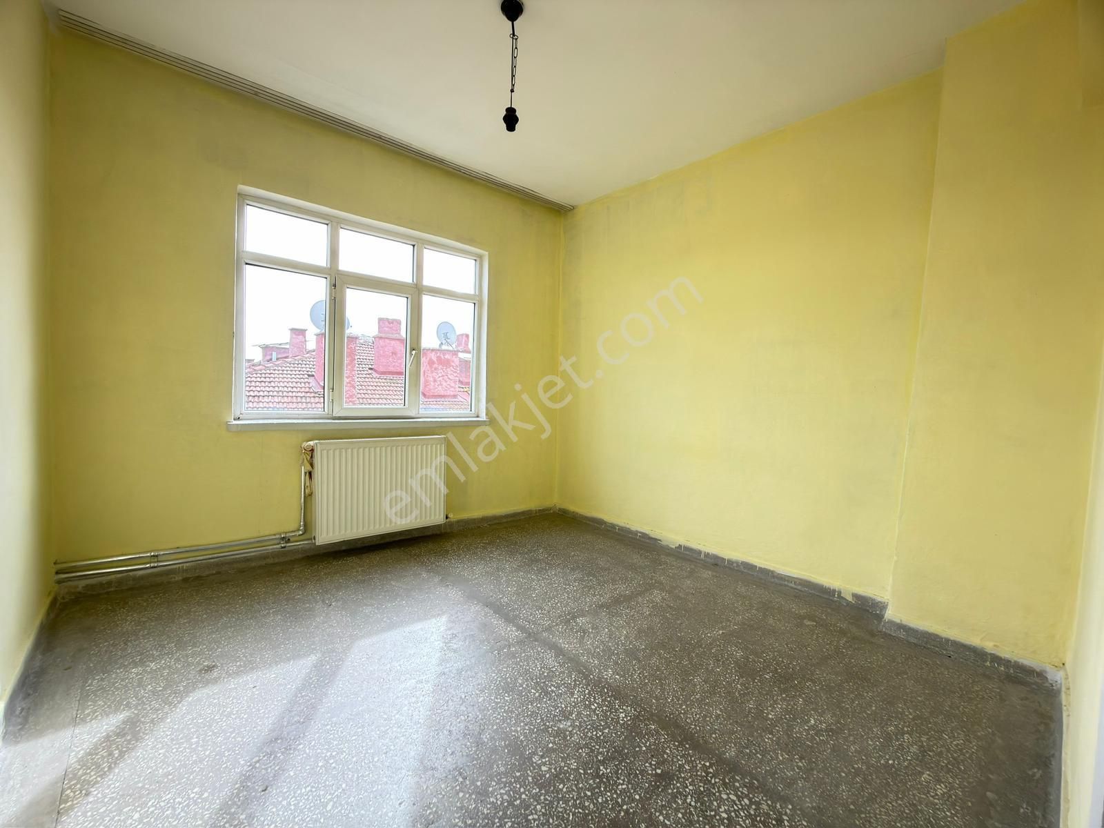 Kariyerden Arakat Yapısız 3+1 Daire 2 Kat Yüksek Kedili - Görsel 6