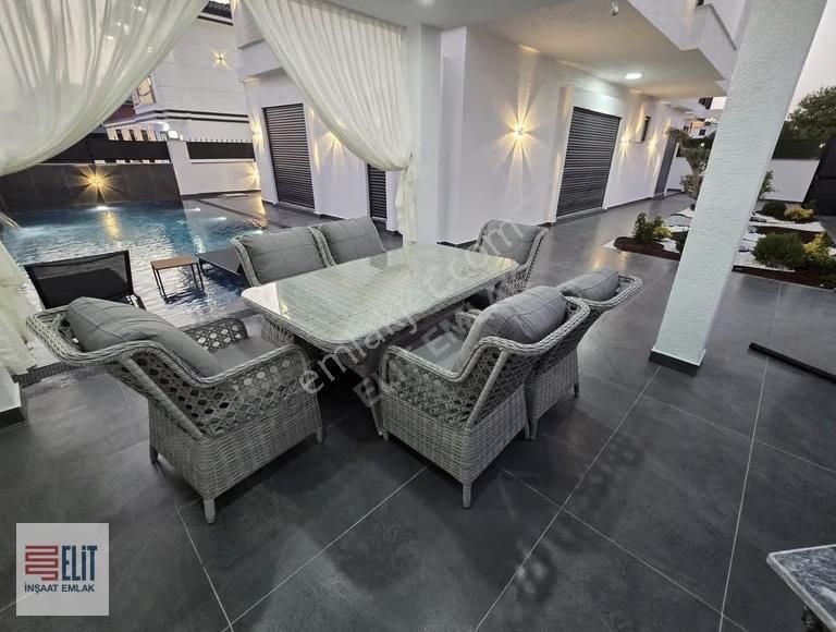 Didim Efeler Mahallesinde Sıfır, Lüks, Full Eşyalı 4+1 Villa - Görsel 22
