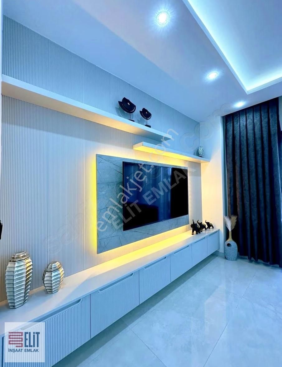 Didim Efeler Mahallesinde Sıfır, Lüks, Full Eşyalı 4+1 Villa - Görsel 35
