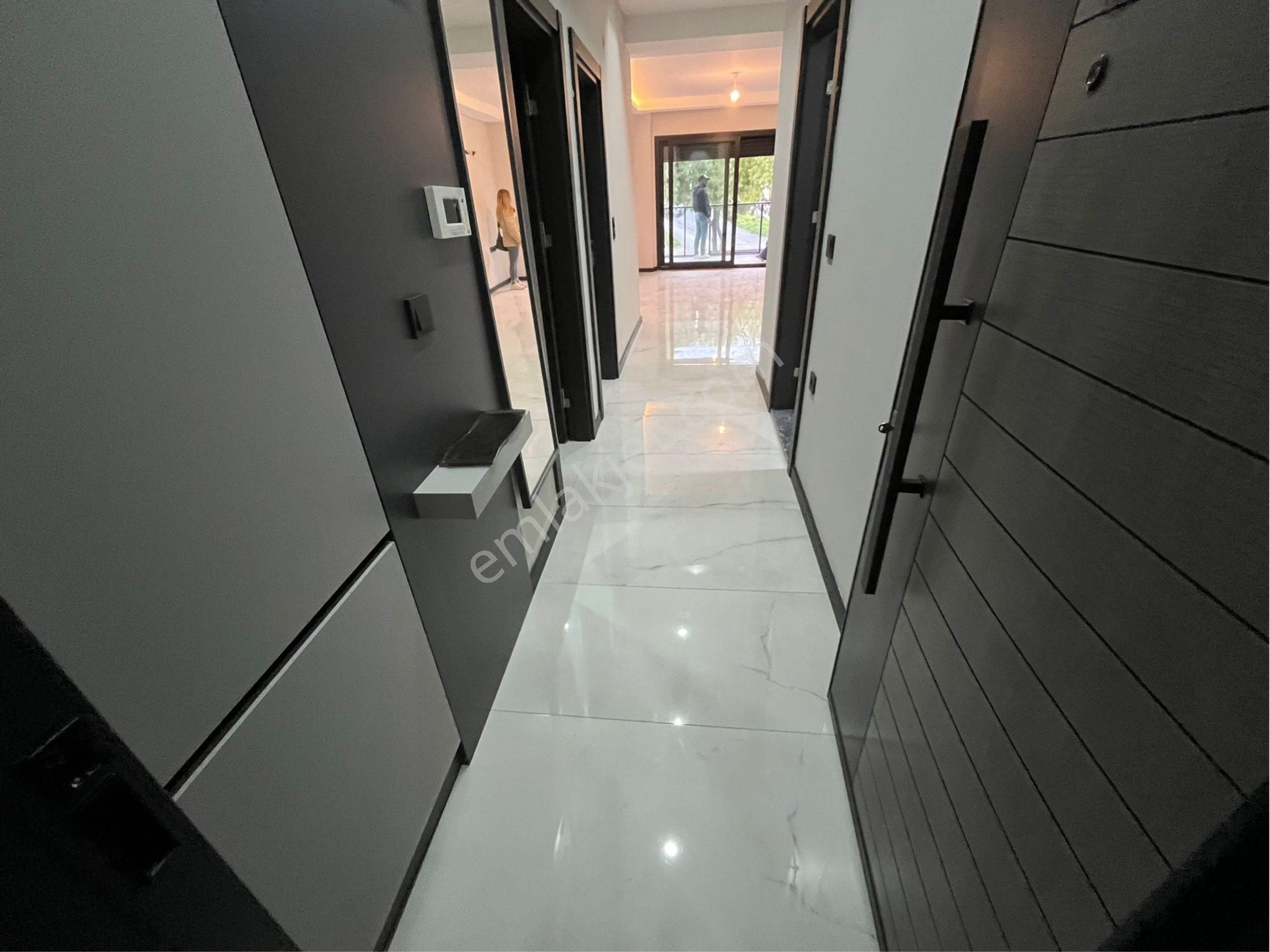 Kuşadası Nda Sıfır Havuzlu 1 Artı 1 Sıfır Daire - Görsel 8