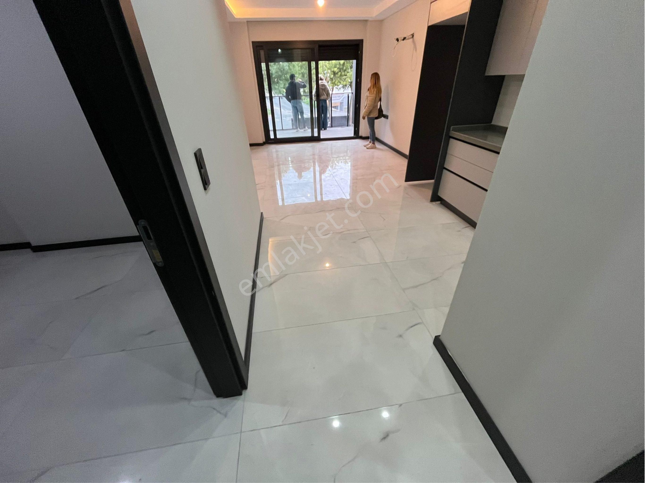 Kuşadası Nda Sıfır Havuzlu 1 Artı 1 Sıfır Daire - Görsel 24