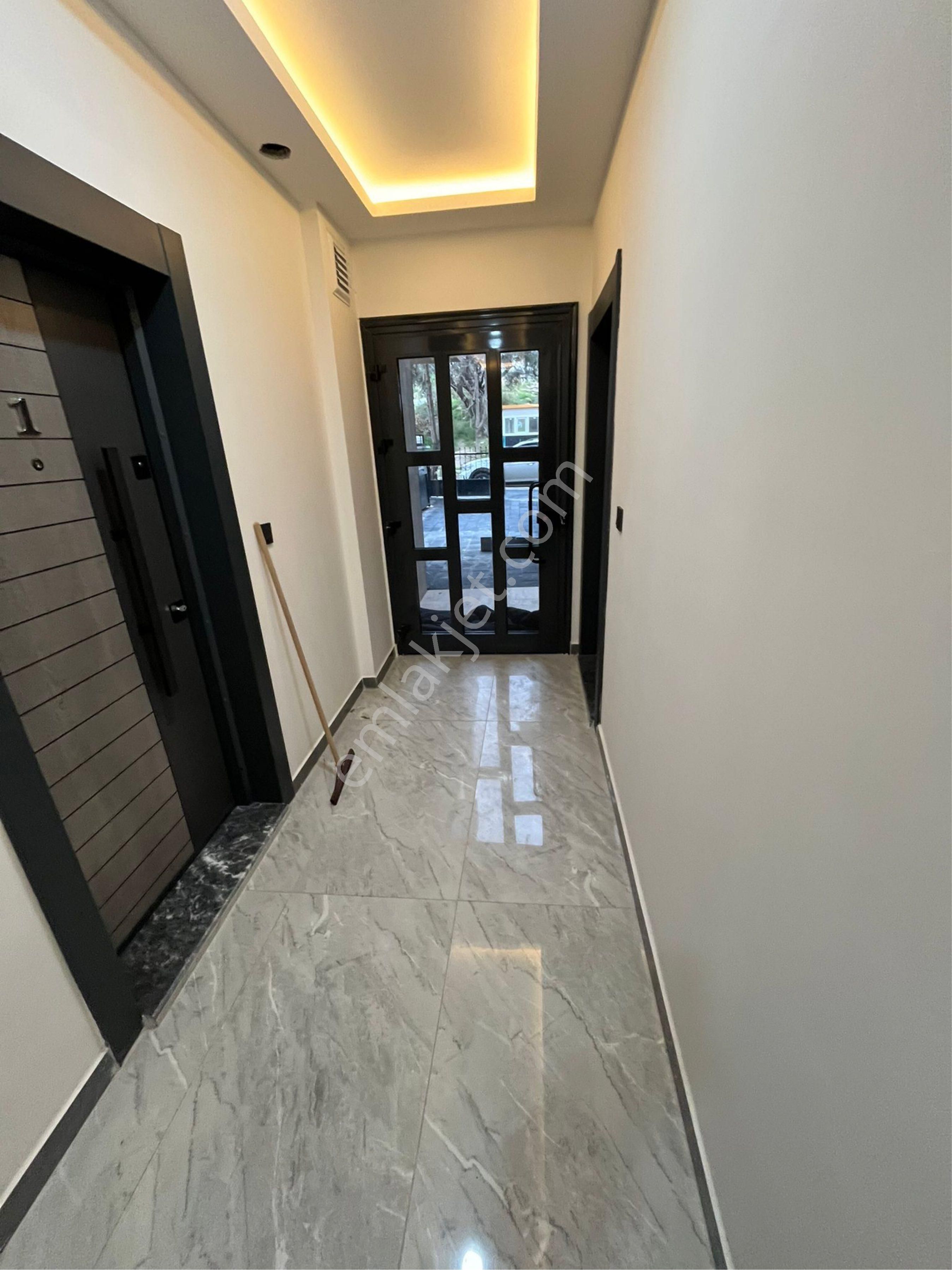 Kuşadası Nda Sıfır Havuzlu 1 Artı 1 Sıfır Daire - Görsel 11