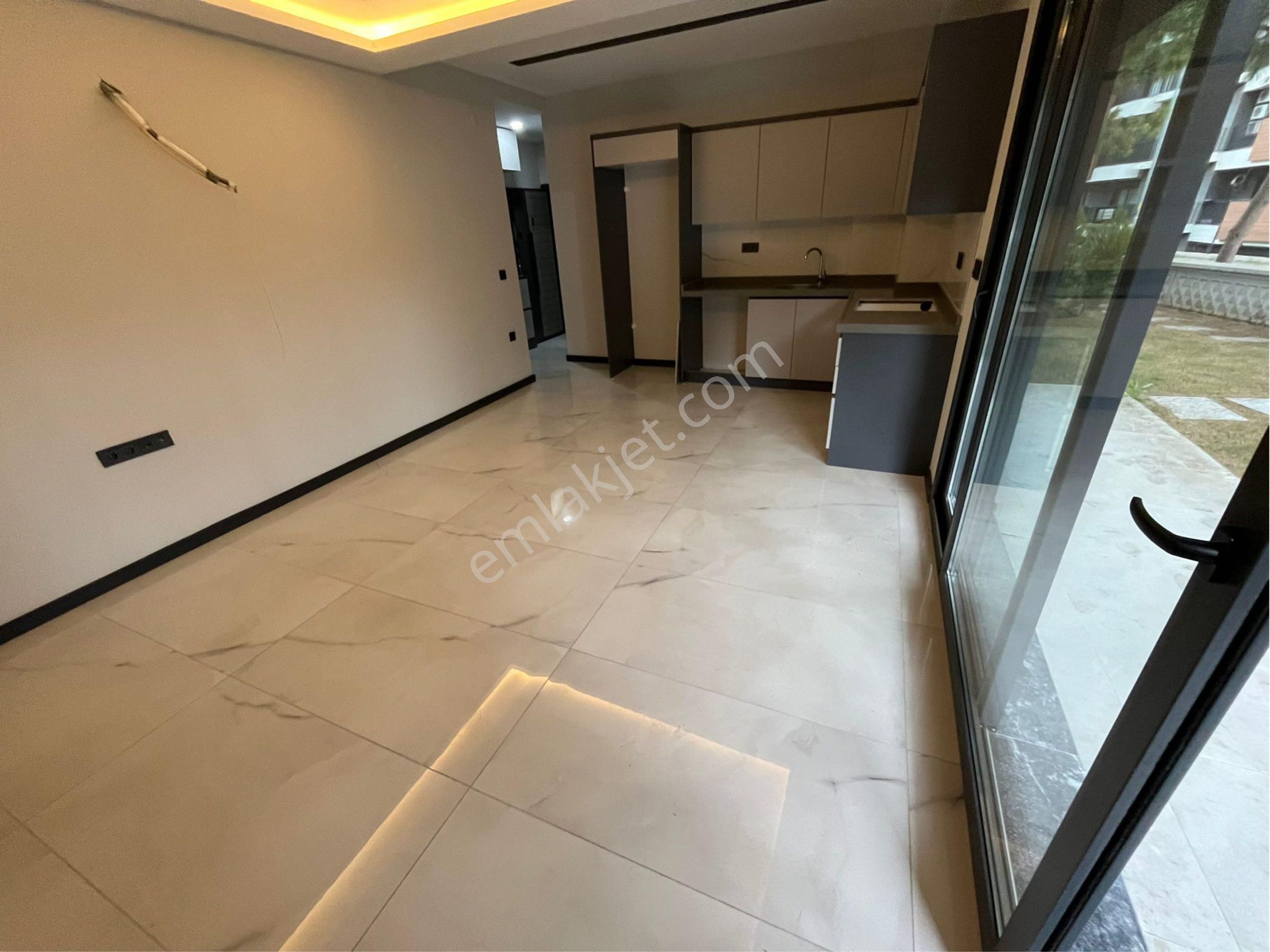 Kuşadası Nda Sıfır Havuzlu 1 Artı 1 Sıfır Daire - Görsel 29