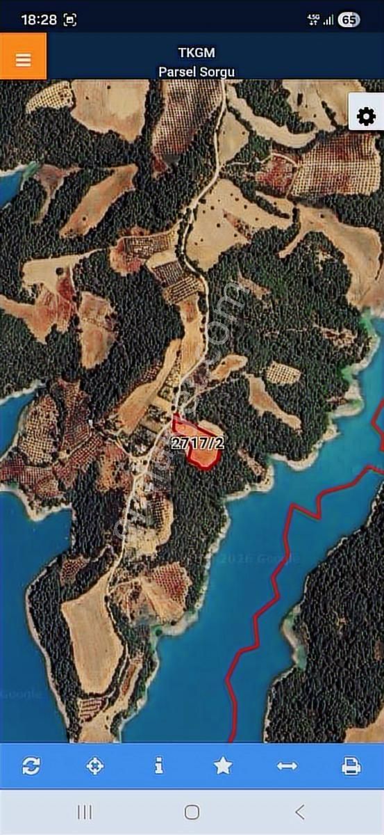 Karaisalı Körüklü'de Tek Tapu, Yol Kenarı, 5150m² Göle Çok Yakın