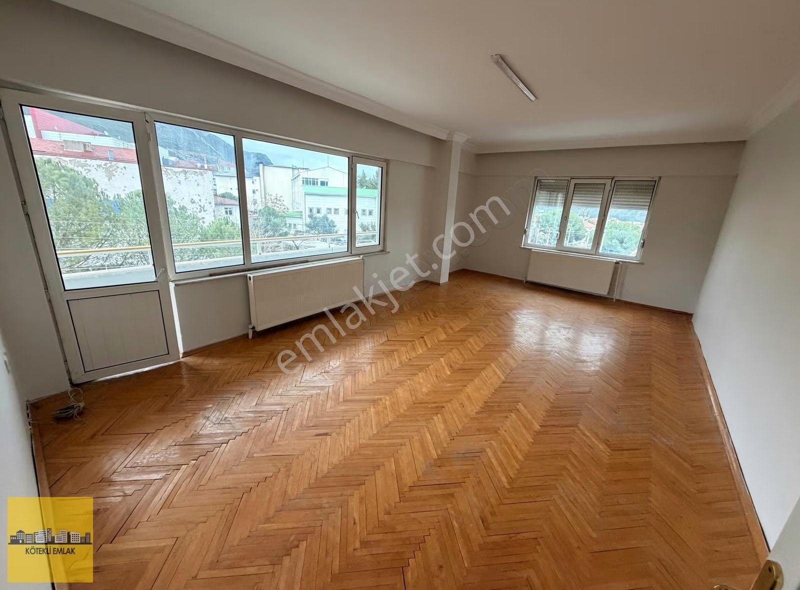 Kötekli Emlaktan Satılık Eski Acil Karşısı Konut + Ticari Daire