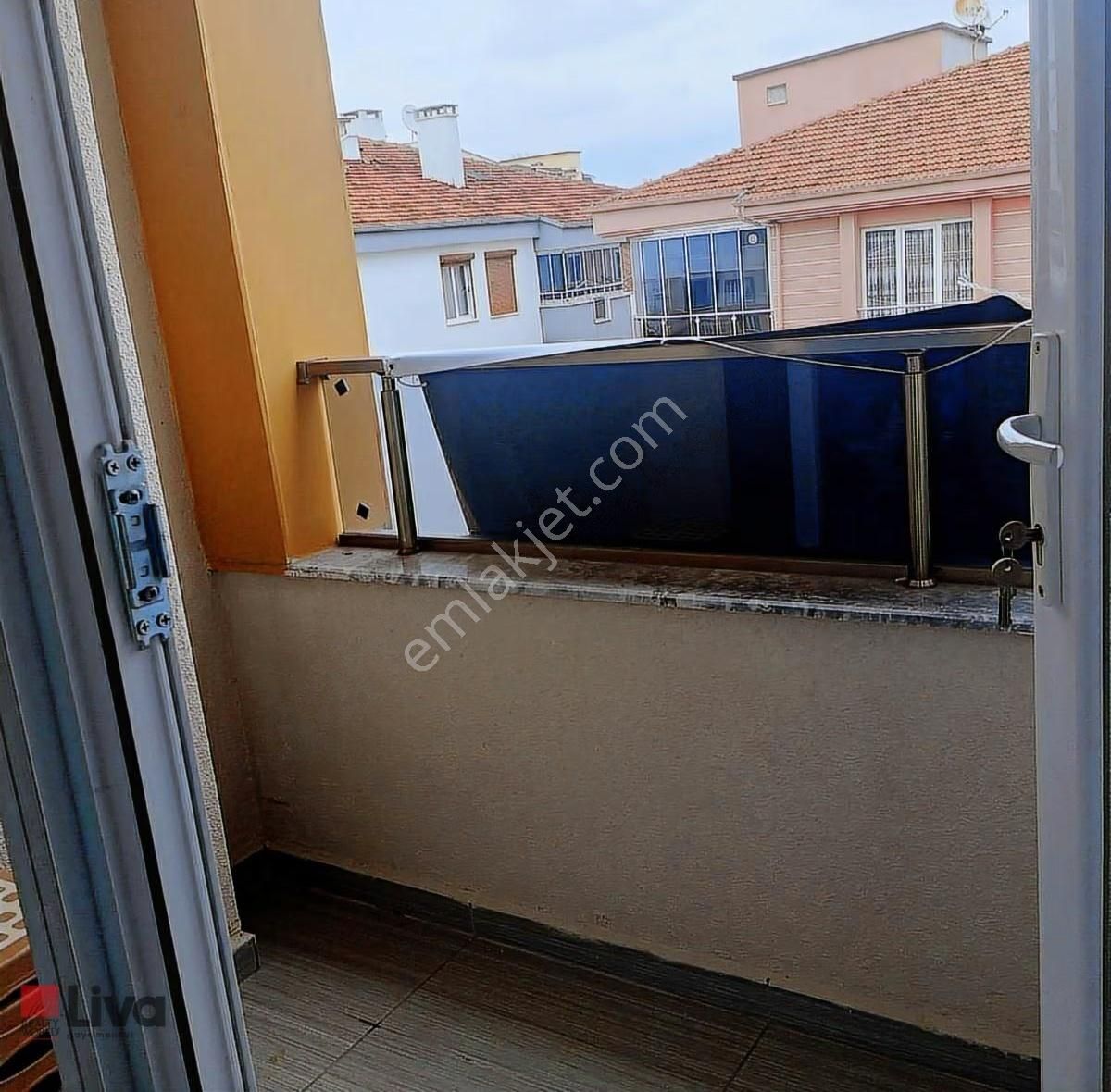 Realty World Liva Gayrimekulden Bahçelievlerde 1+1 Ara Kat Daire - Görsel 12