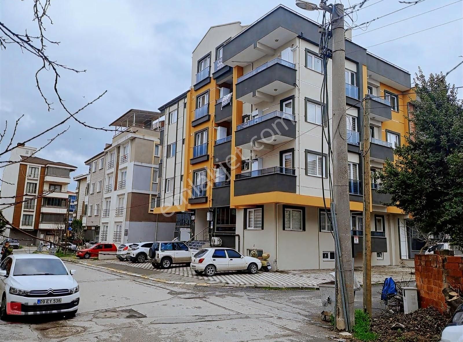 Realty World Liva Gayrimekulden Bahçelievlerde 1+1 Ara Kat Daire - Görsel 29