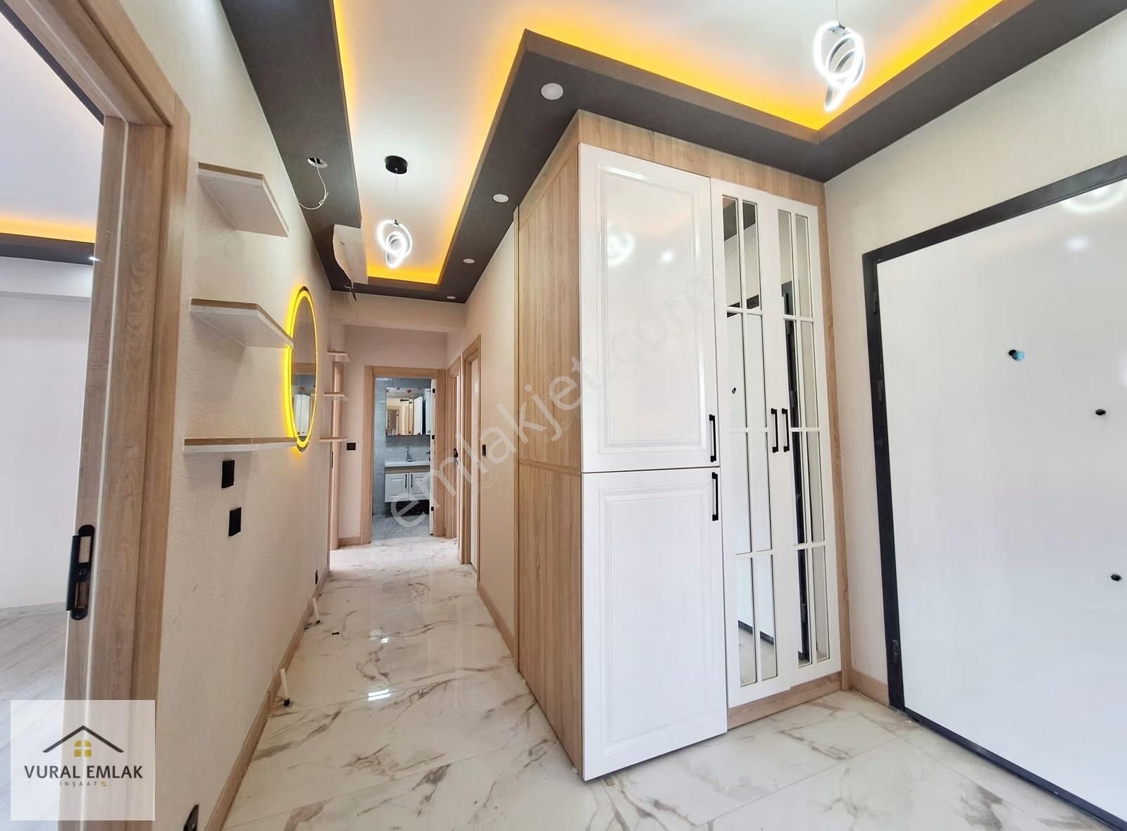 Vural Emlaktan 3+1 Ultra Lüx Ara Katta 145m2 G.odalı Kupon Daire - Görsel 7