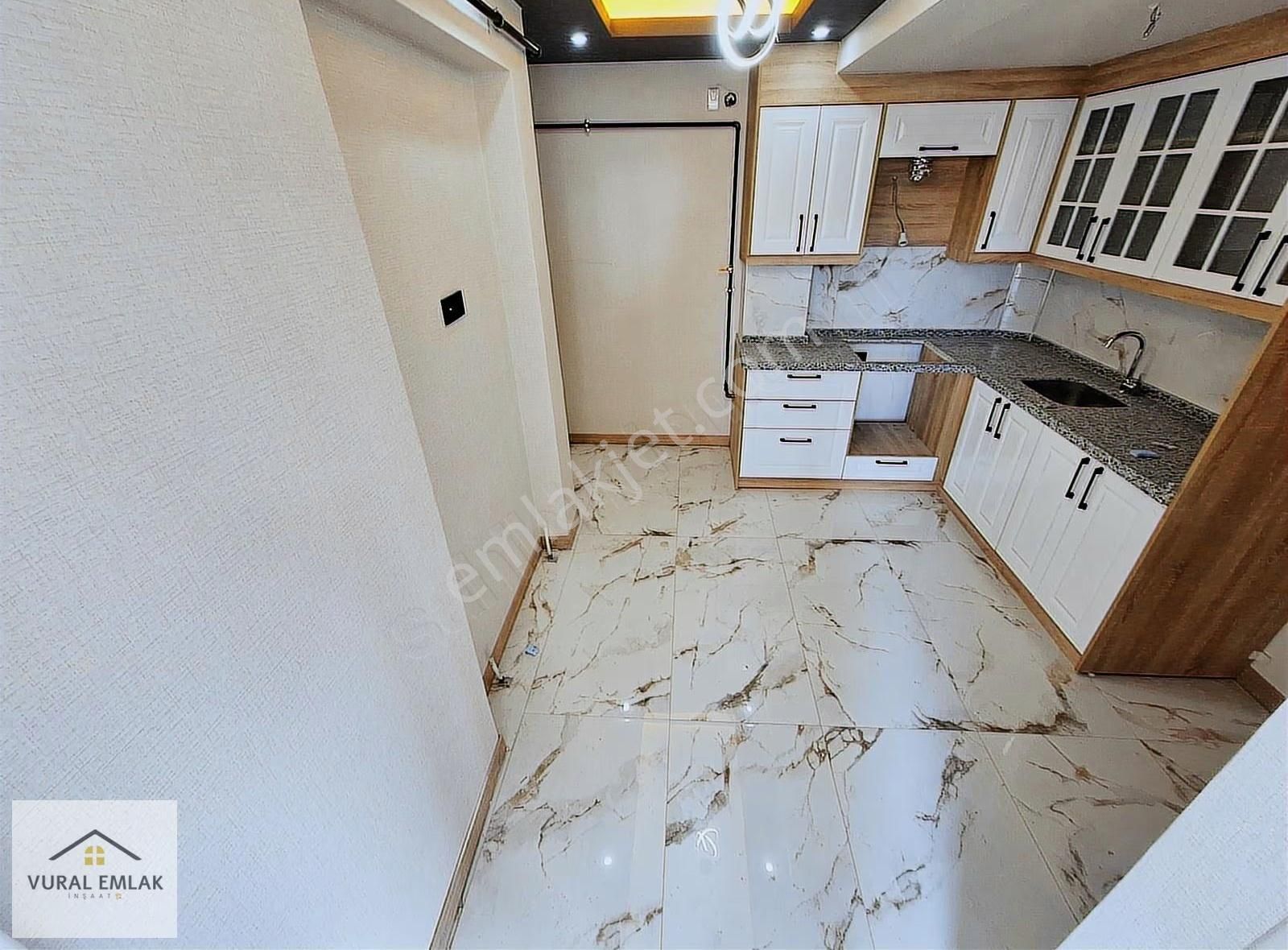 Vural Emlaktan 3+1 Ultra Lüx Ara Katta 145m2 G.odalı Kupon Daire - Görsel 9