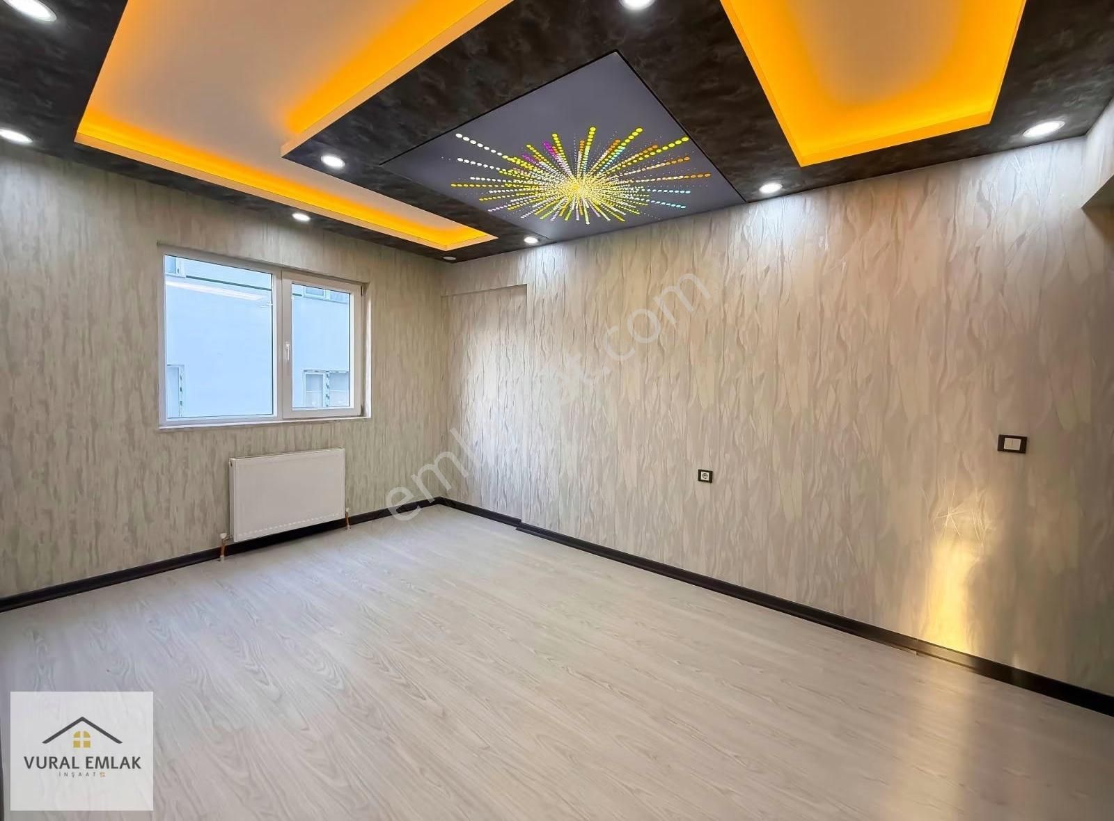 Vural Emlaktan 3+1 İskanlı Harika Tasarım, İnce İşçilikli Daire - Görsel 2