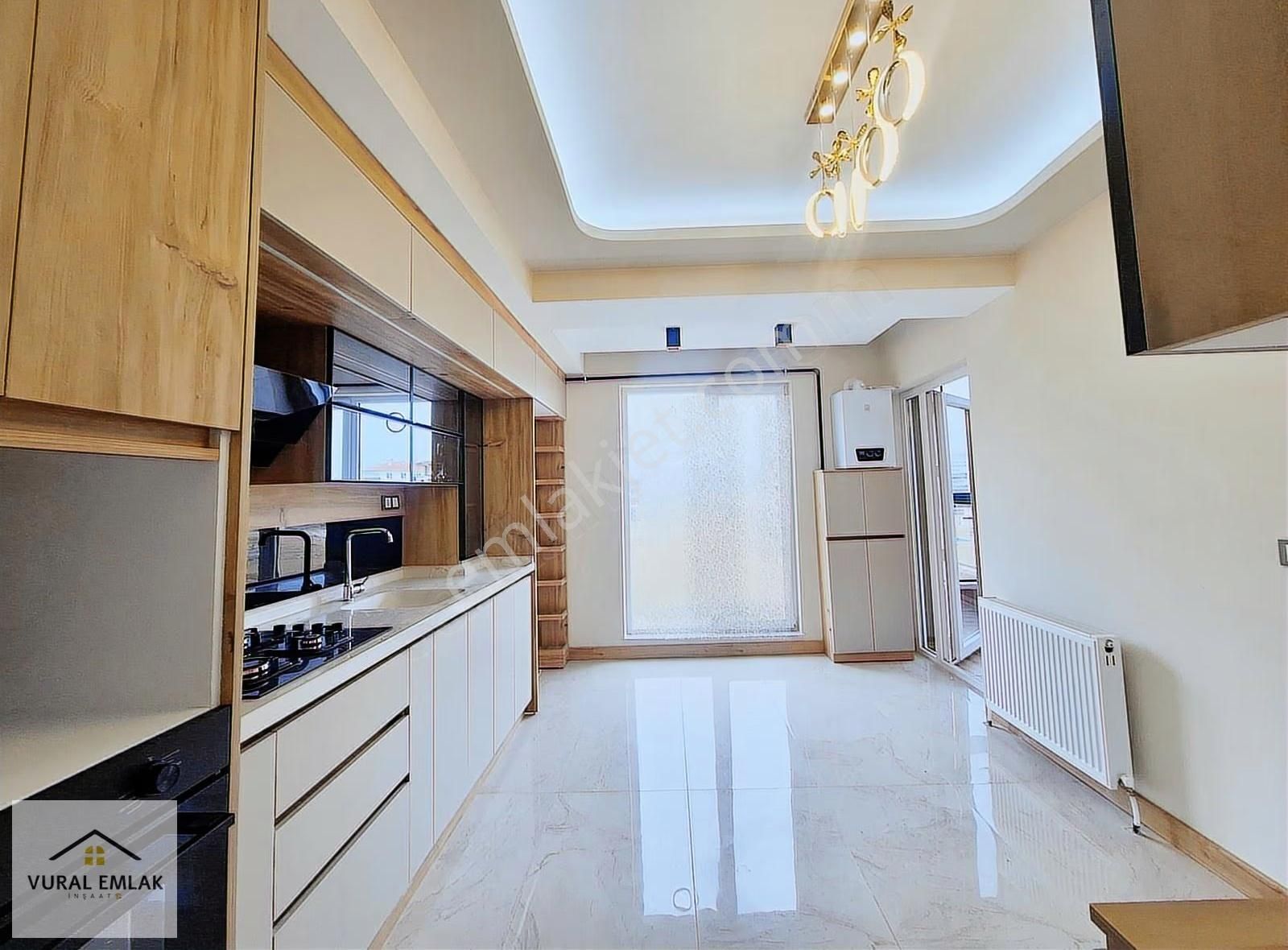 Vural Emlaktan 2 Bloklu Butik Sitede Full Yapılı 3+1 Daire - Görsel 12