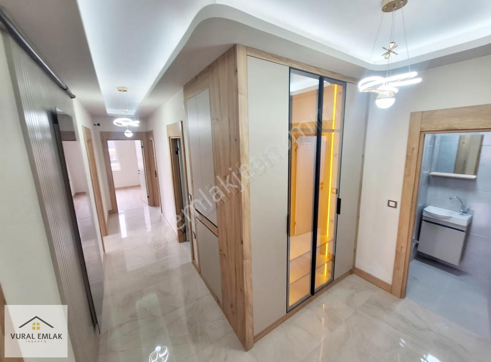 Vural Emlaktan 2 Bloklu Butik Sitede Full Yapılı 3+1 Daire - Görsel 4