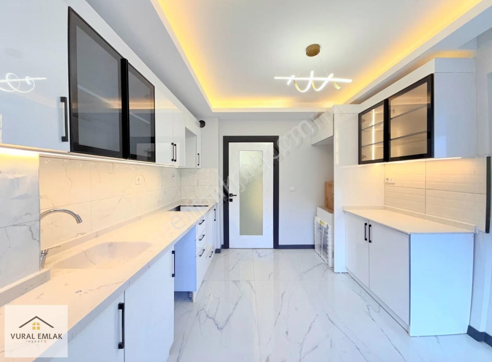 Vural Emlaktan 4+1 İskanlı Ultra Lüx Okular Bölgesinde 160m2 - Görsel 9