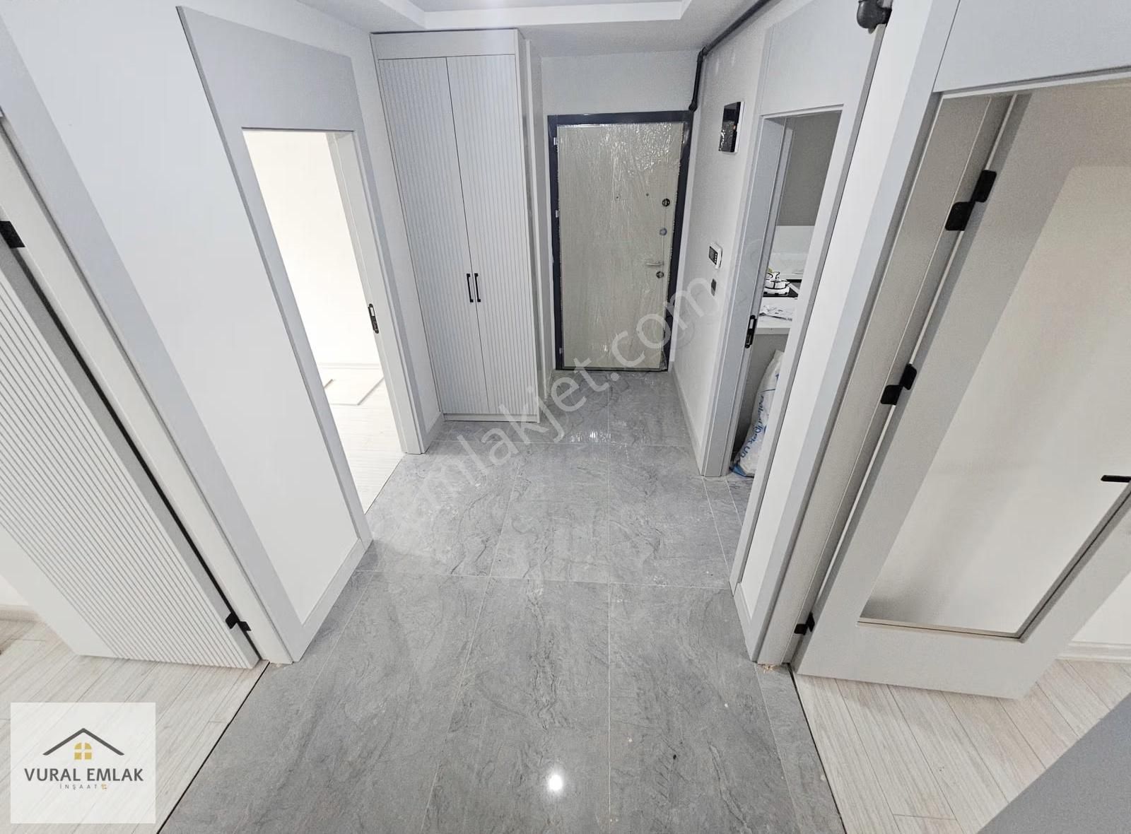 Vural'dan Menderes'de 2+1 Yerden Isıtmalı Full+ Full Daire - Görsel 13