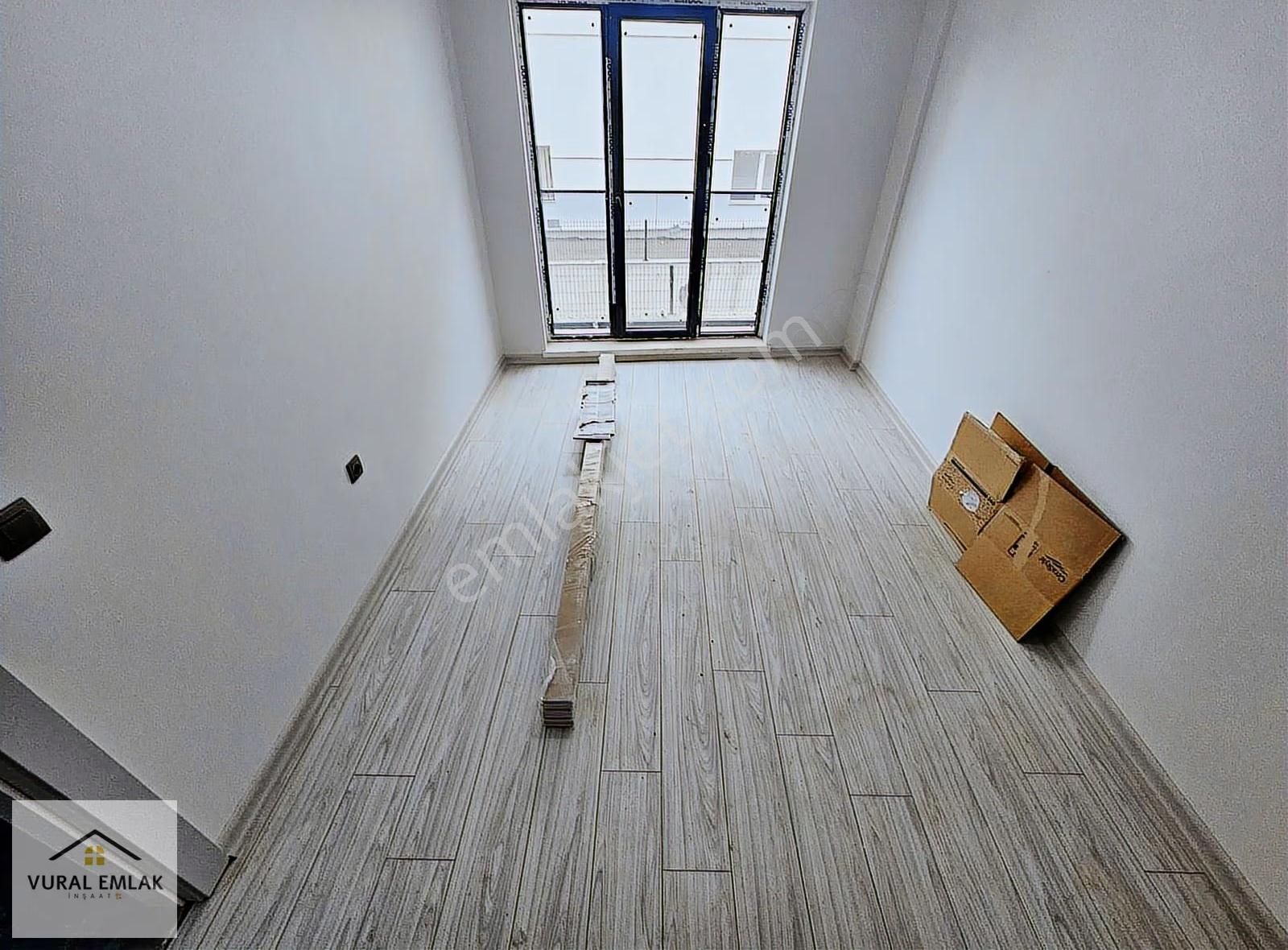 Vural'dan Menderes'de 2+1 Yerden Isıtmalı Full+ Full Daire - Görsel 3