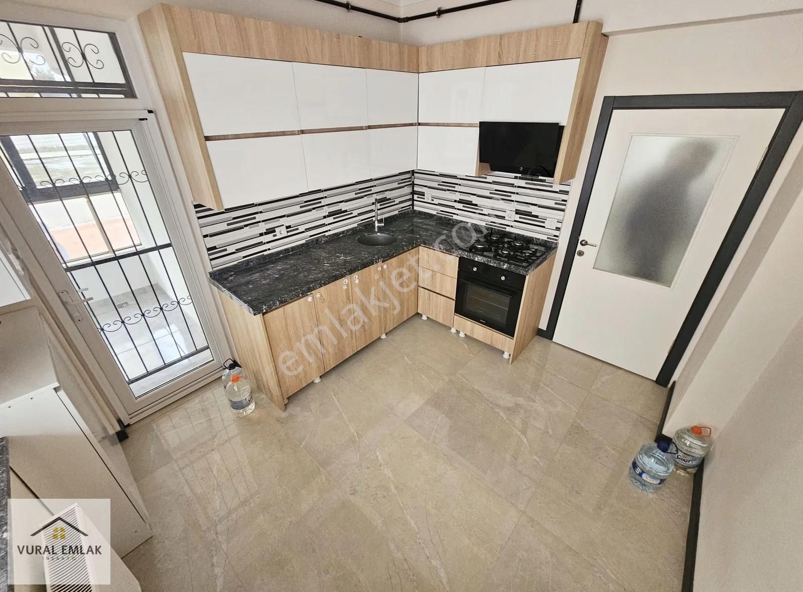 Vural'dan Yeni Yapılan Hastahane, Okul Karşısı 3+1 Kiralık Daire - Görsel 3