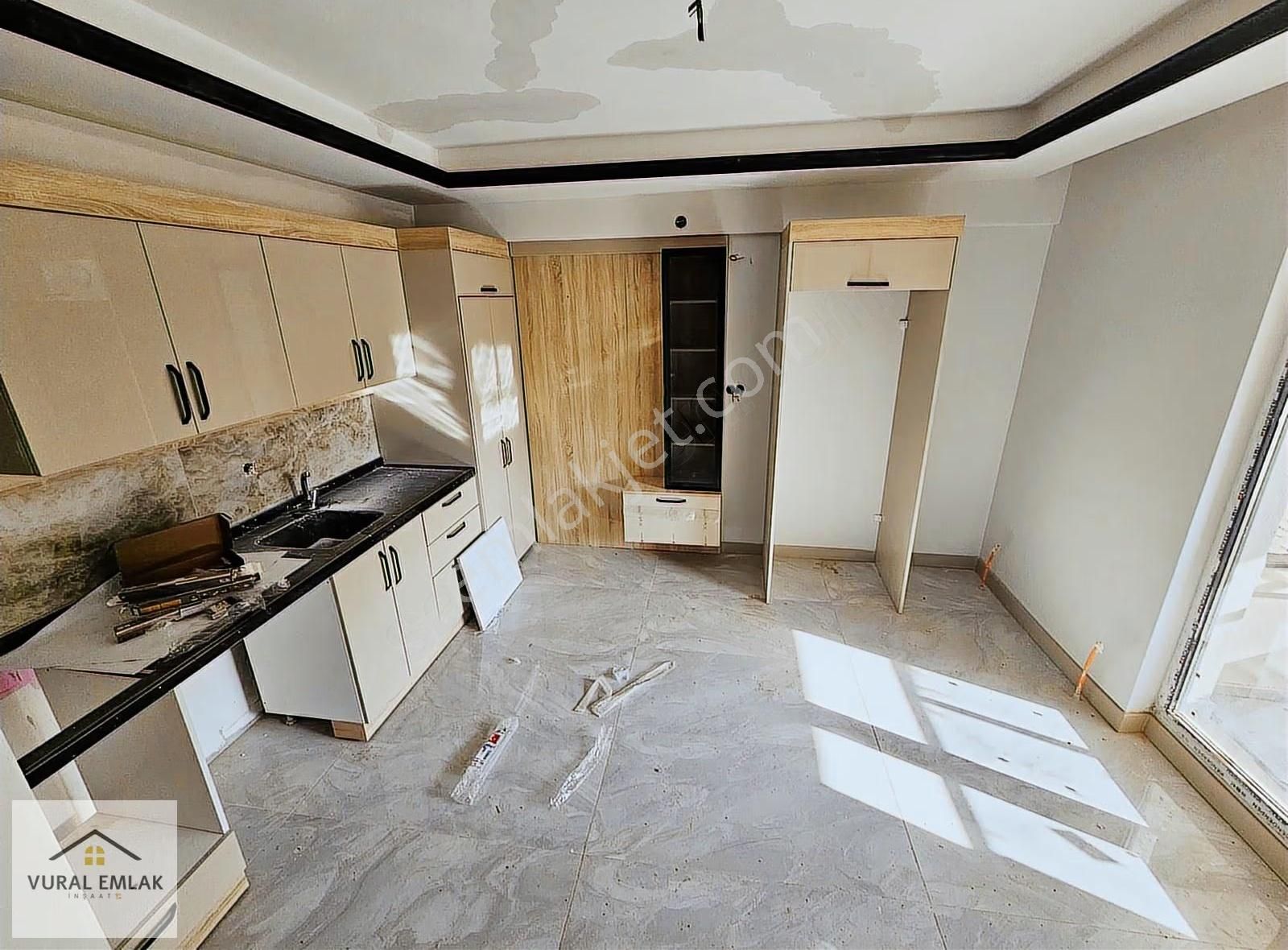 Vural'dan Devasa Genişlikte 2+1 Lüx Yapılı Daire - Görsel 3