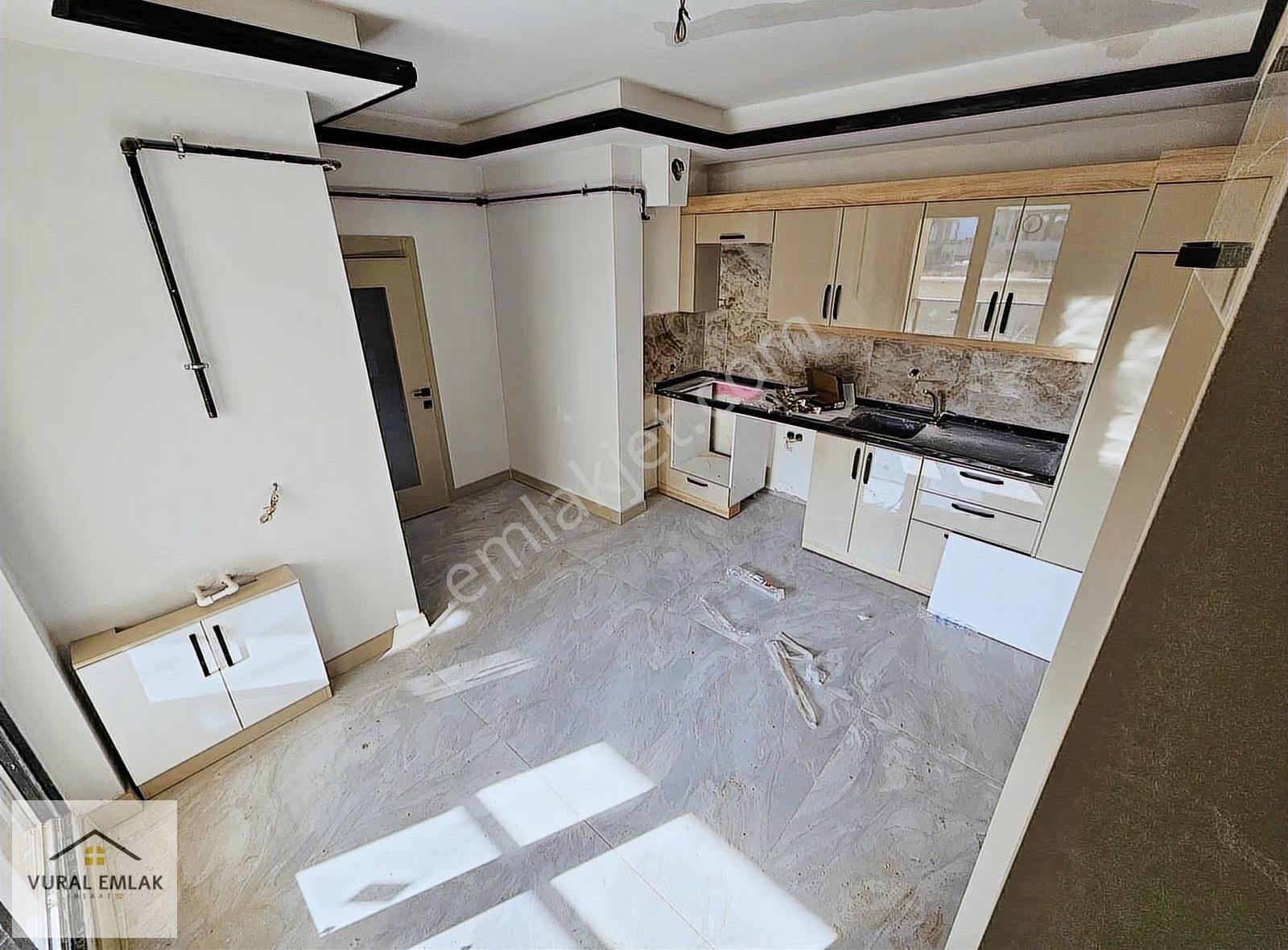 Vural'dan Devasa Genişlikte 2+1 Lüx Yapılı Daire - Görsel 14