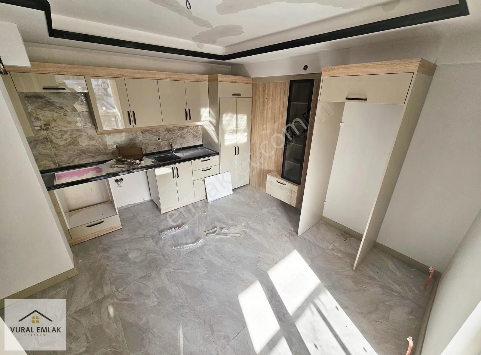 Vural'dan Devasa Genişlikte 2+1 Lüx Yapılı Daire - Görsel 2