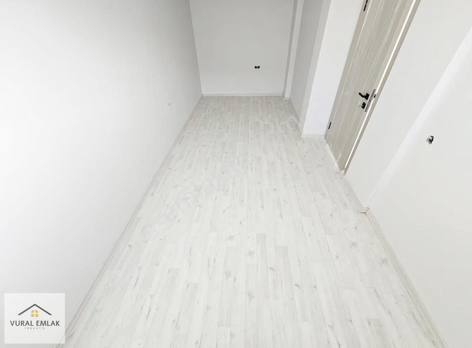 Vural'dan Devasa Genişlikte 2+1 Lüx Yapılı Daire - Görsel 18