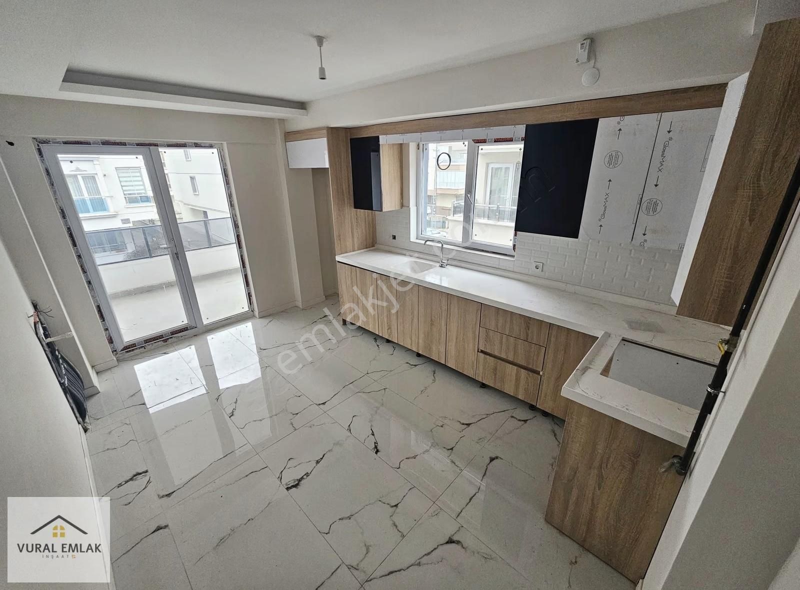 Vural'dan 29 Ekim Mahallesinde 3+1 Kullanışlı Sıfır Daire - Görsel 12