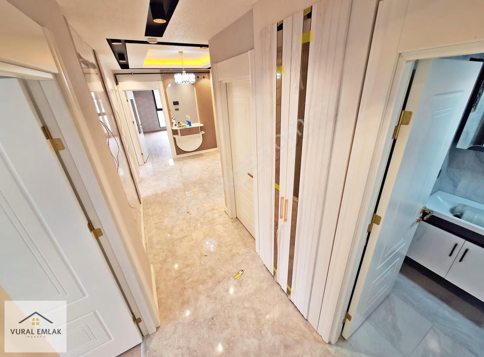 Vural'dan Menderes Mahallesinde Ara Kat 3+1 Lüx Daire - Görsel 3