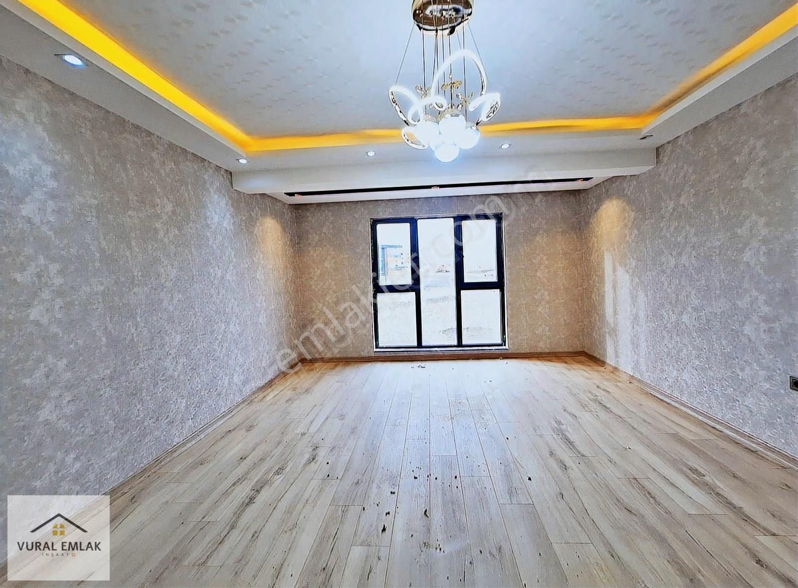 Vural'dan Menderes Mahallesinde Ara Kat 3+1 Lüx Daire - Görsel 4