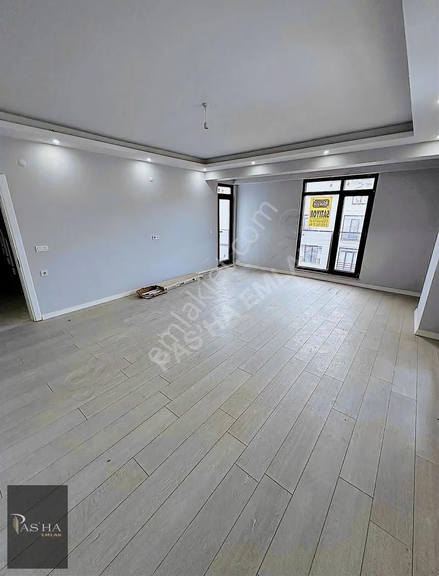 Moda Pazarı Üstü Deniz Manzaralı 3+1